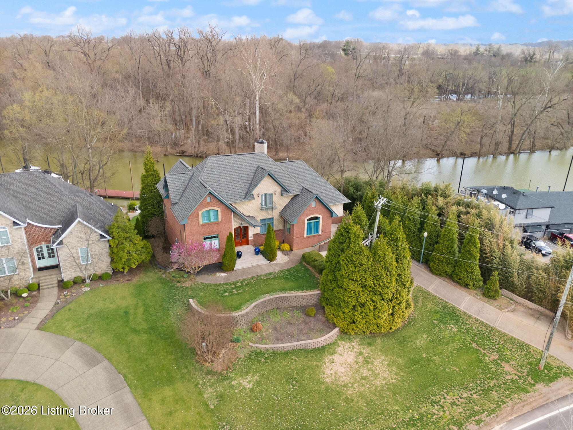 6205 River Rd Property Photo 2