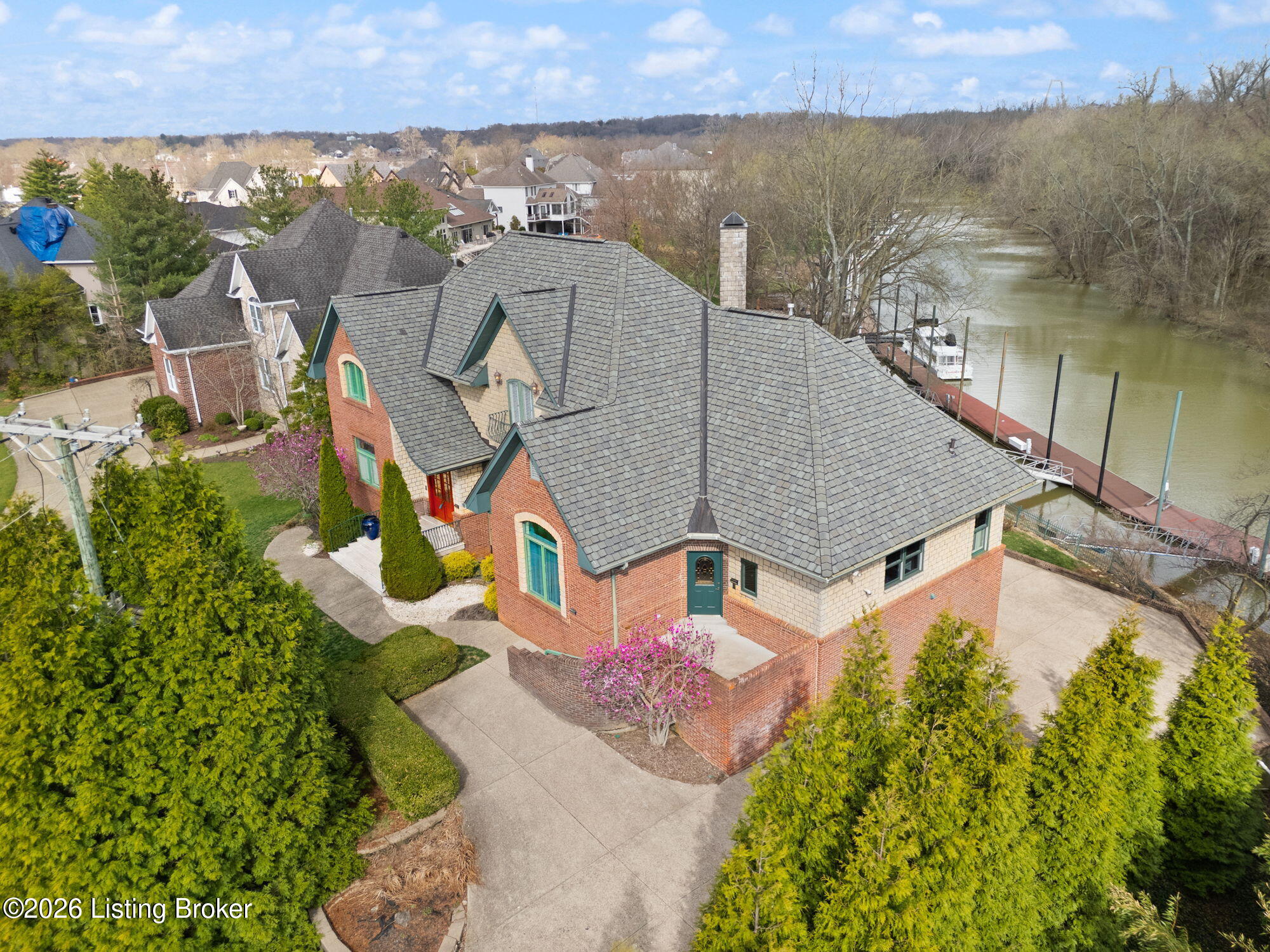 6205 River Rd Property Photo 16