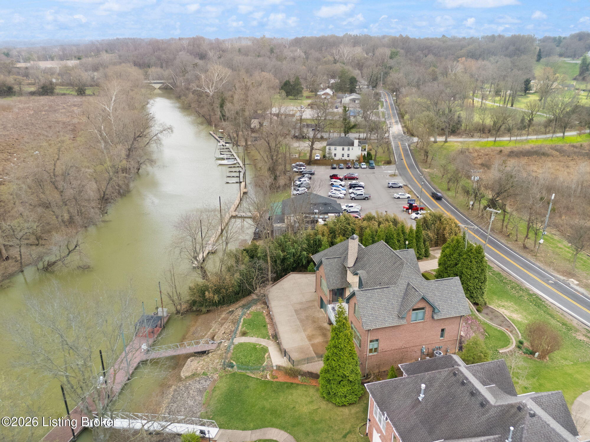 6205 River Rd Property Photo 23