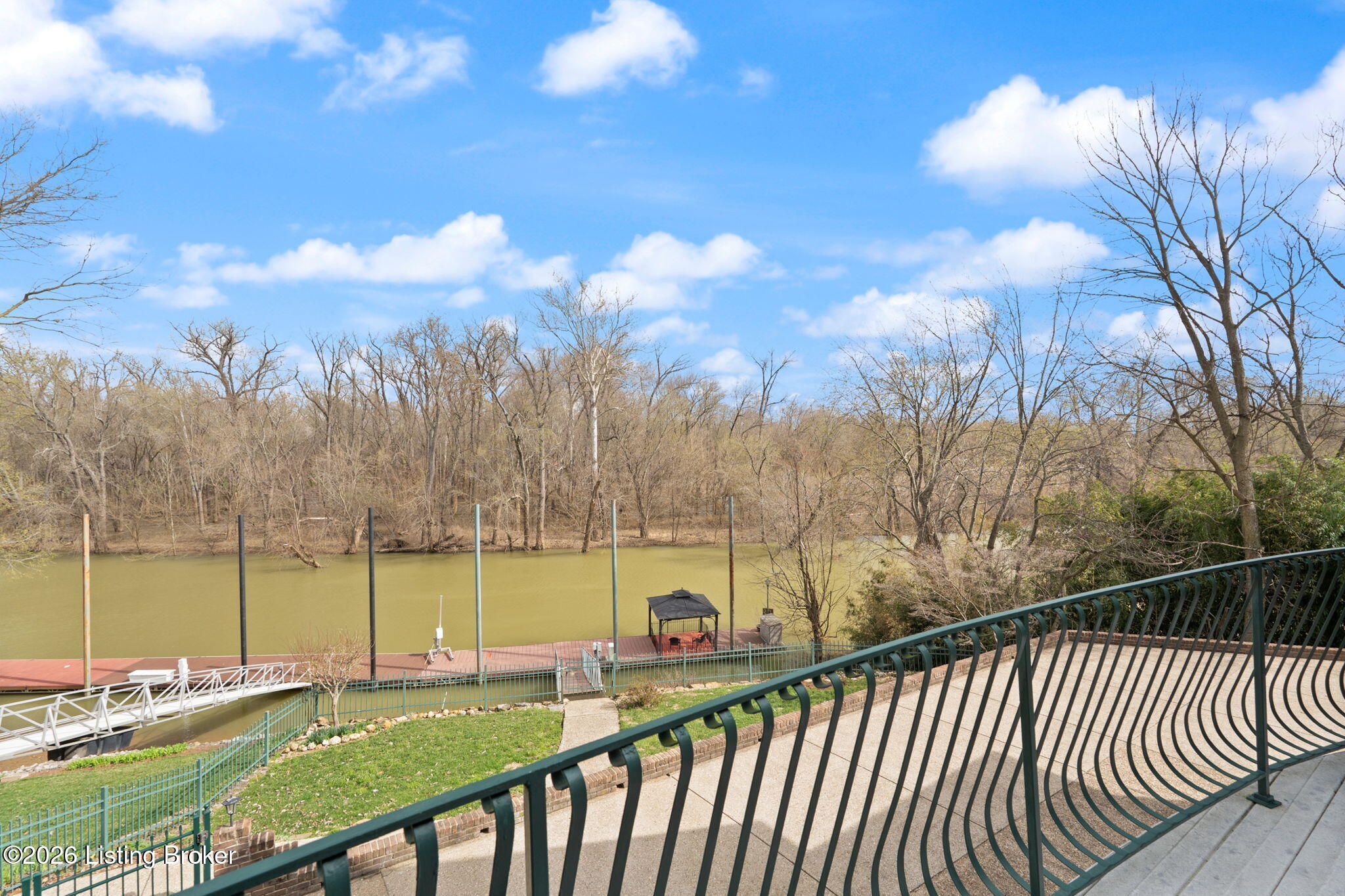 6205 River Rd Property Photo 37