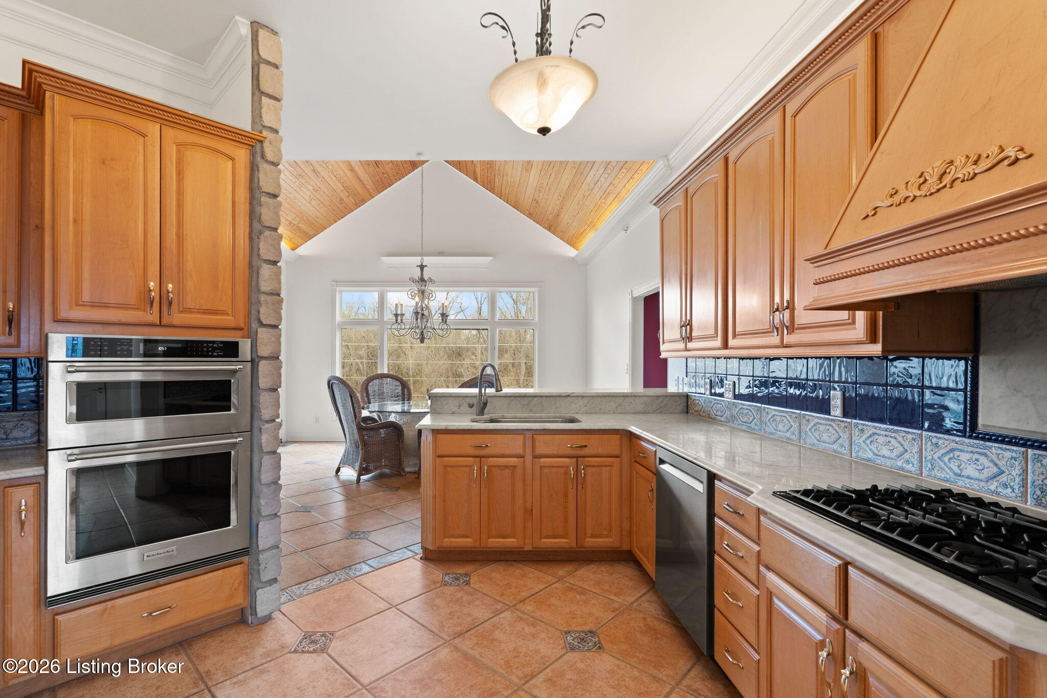 6205 River Rd Property Photo 45