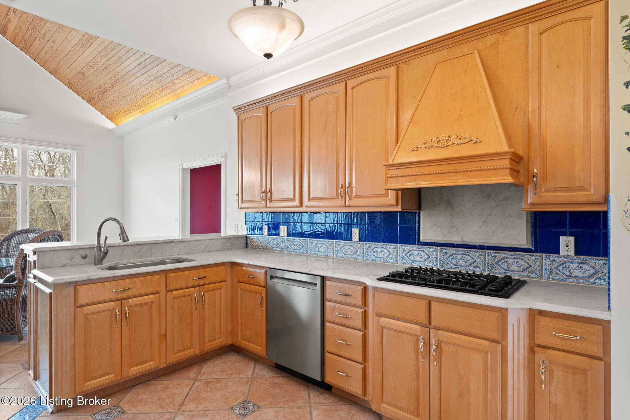 6205 River Rd Property Photo 46