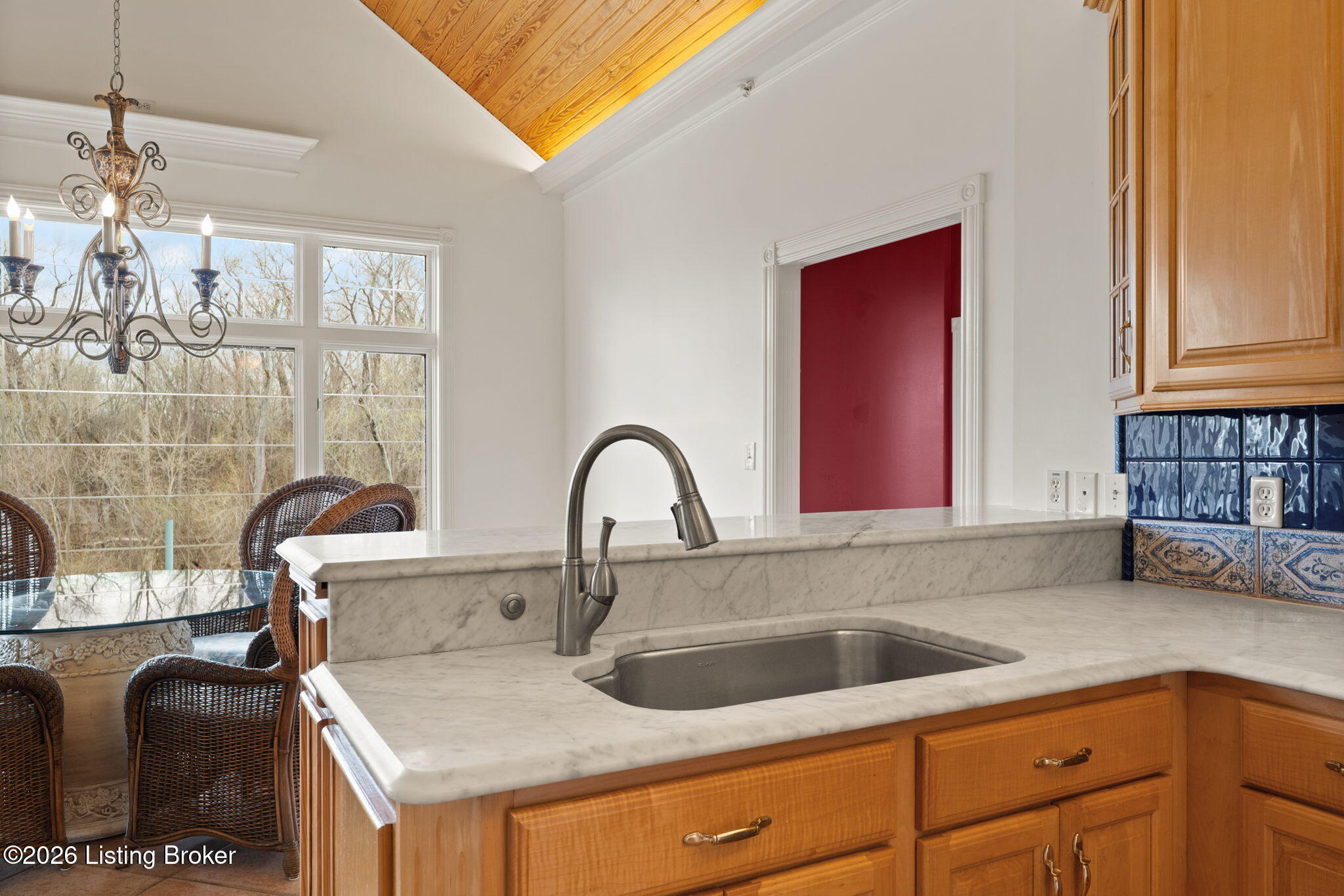 6205 River Rd Property Photo 49