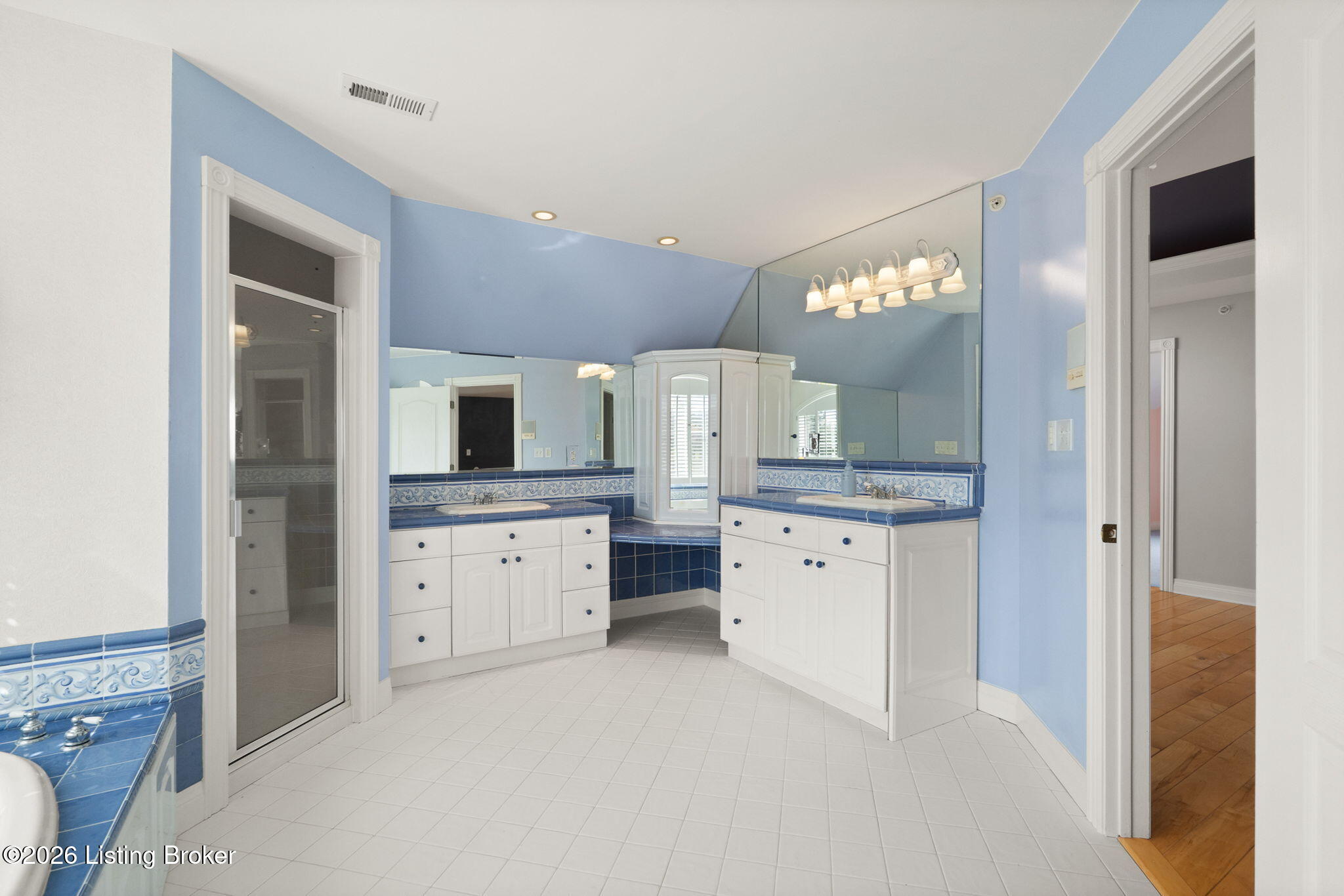 6205 River Rd Property Photo 81