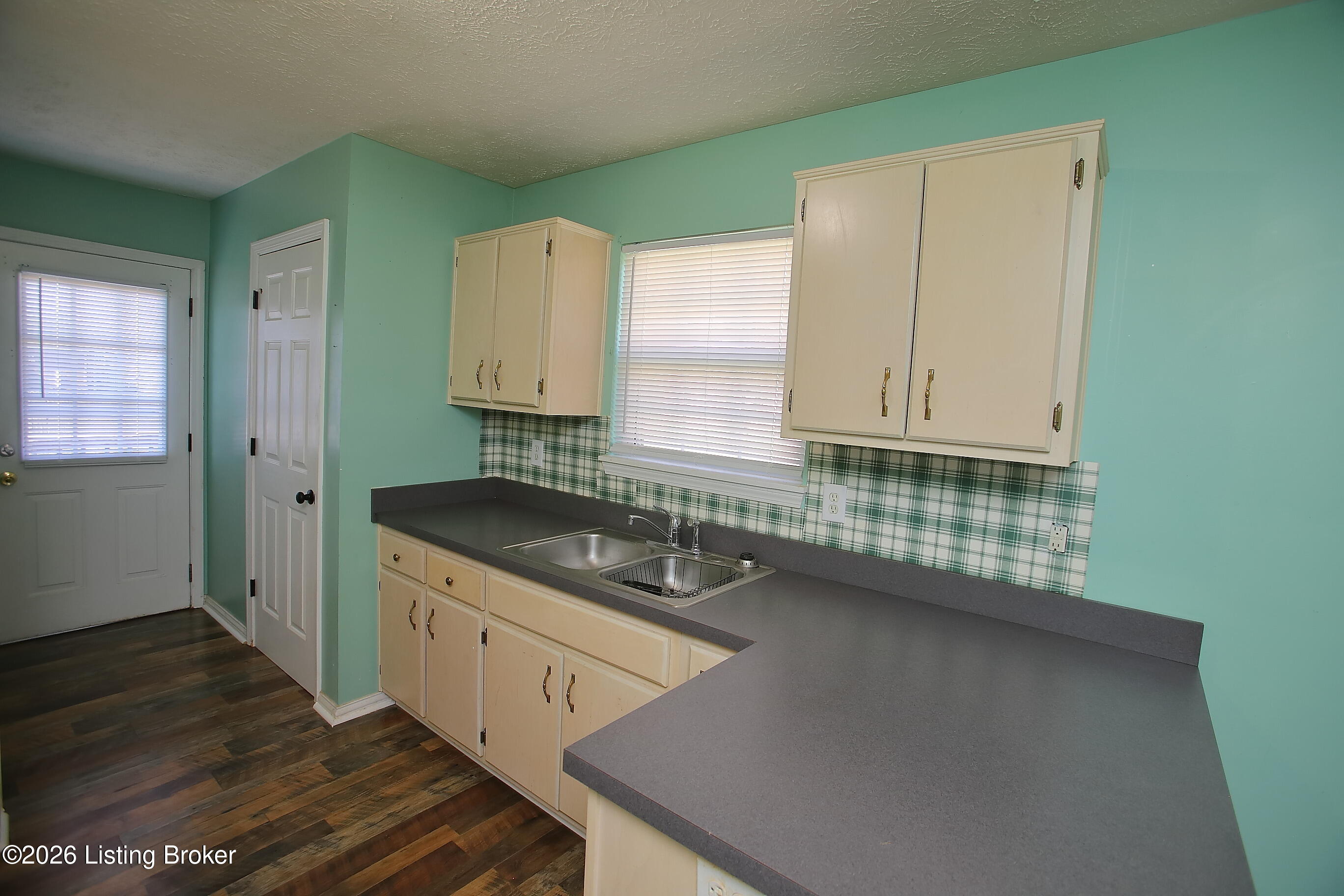 428 Susannah Ave Property Photo 18
