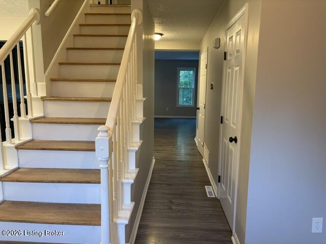 182 Woodview Dr Property Photo 20