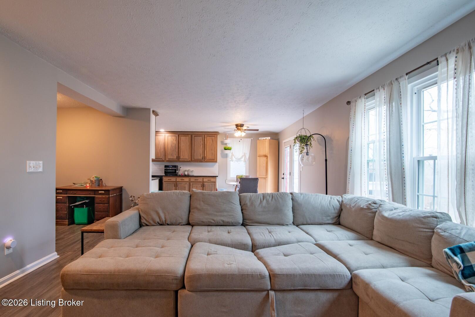 182 Woodview Dr Property Photo 36