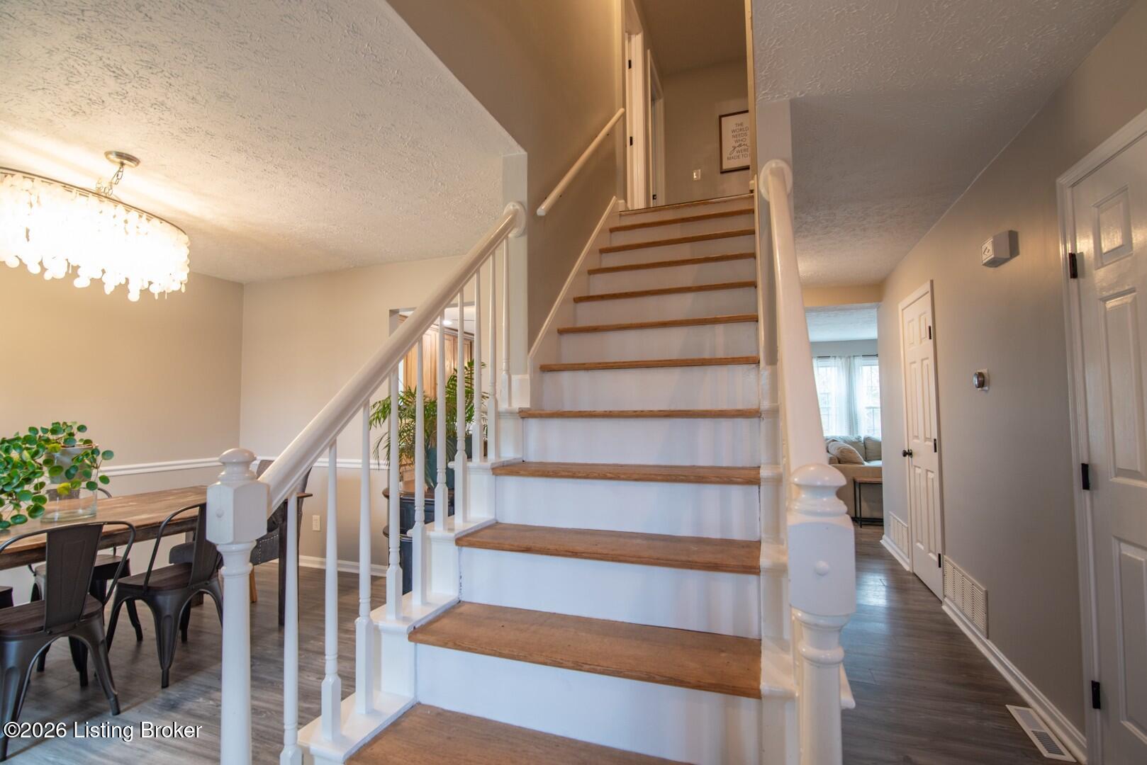 182 Woodview Dr Property Photo 48