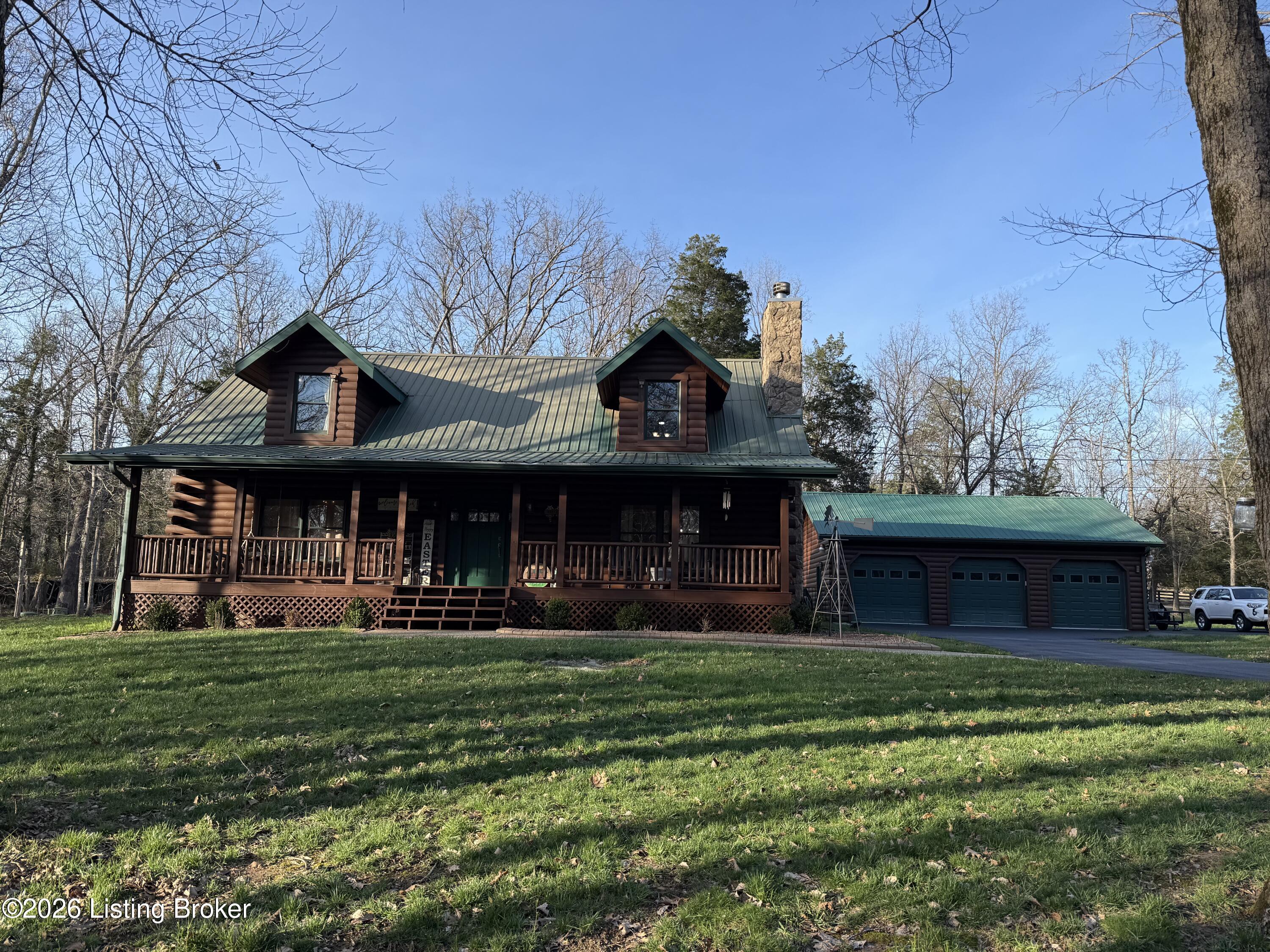 284 Pine Creek Rd Property Photo 1