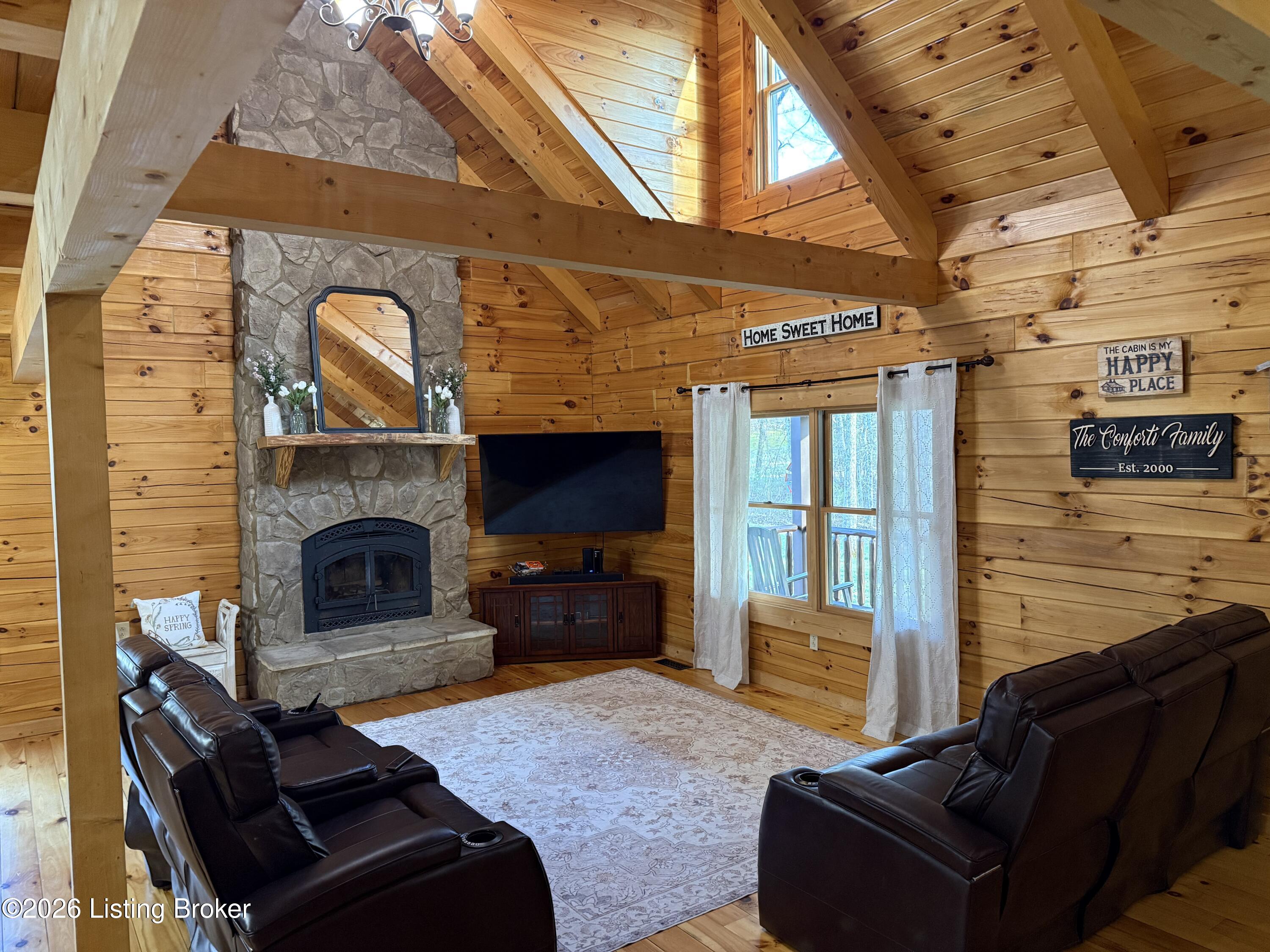 284 Pine Creek Rd Property Photo 24