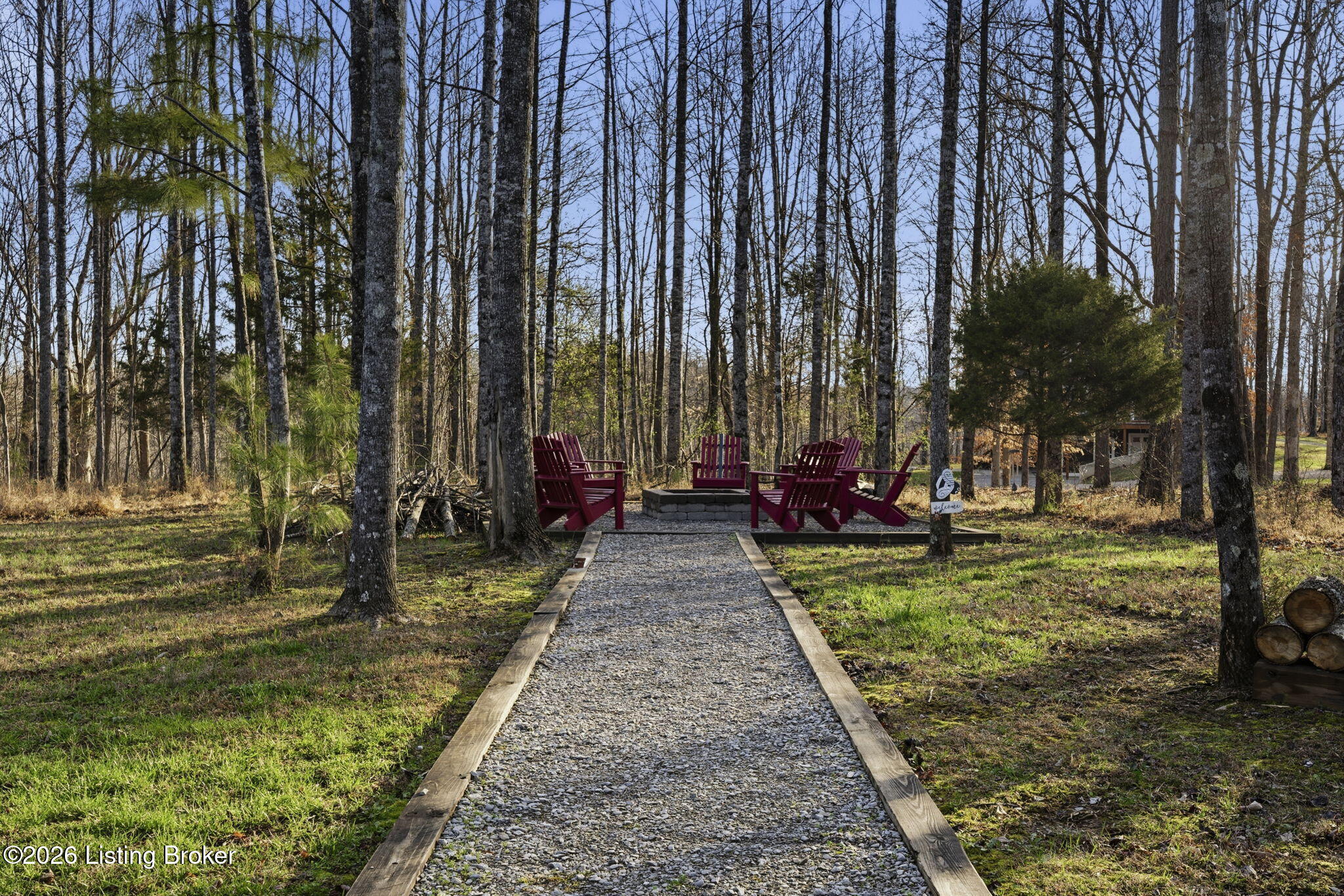 180 Pine Trail Property Photo 13