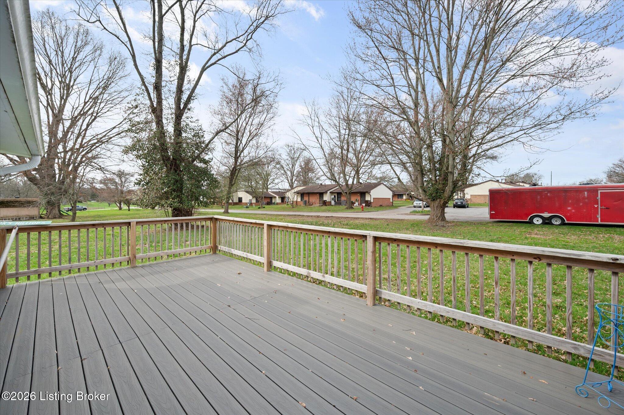 702 11th St Property Photo 10