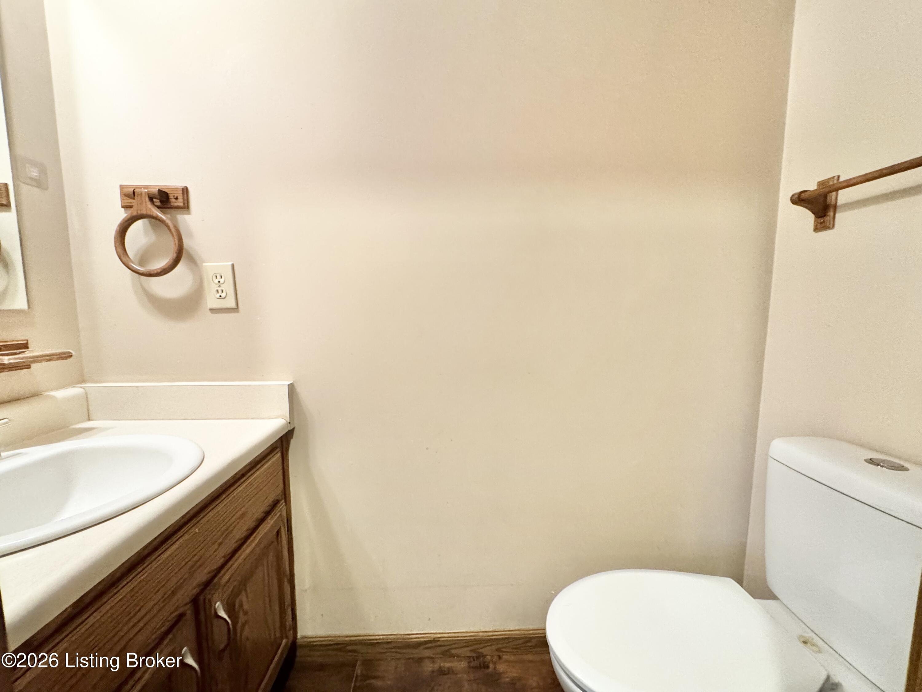 406 College View Dr Property Photo 9