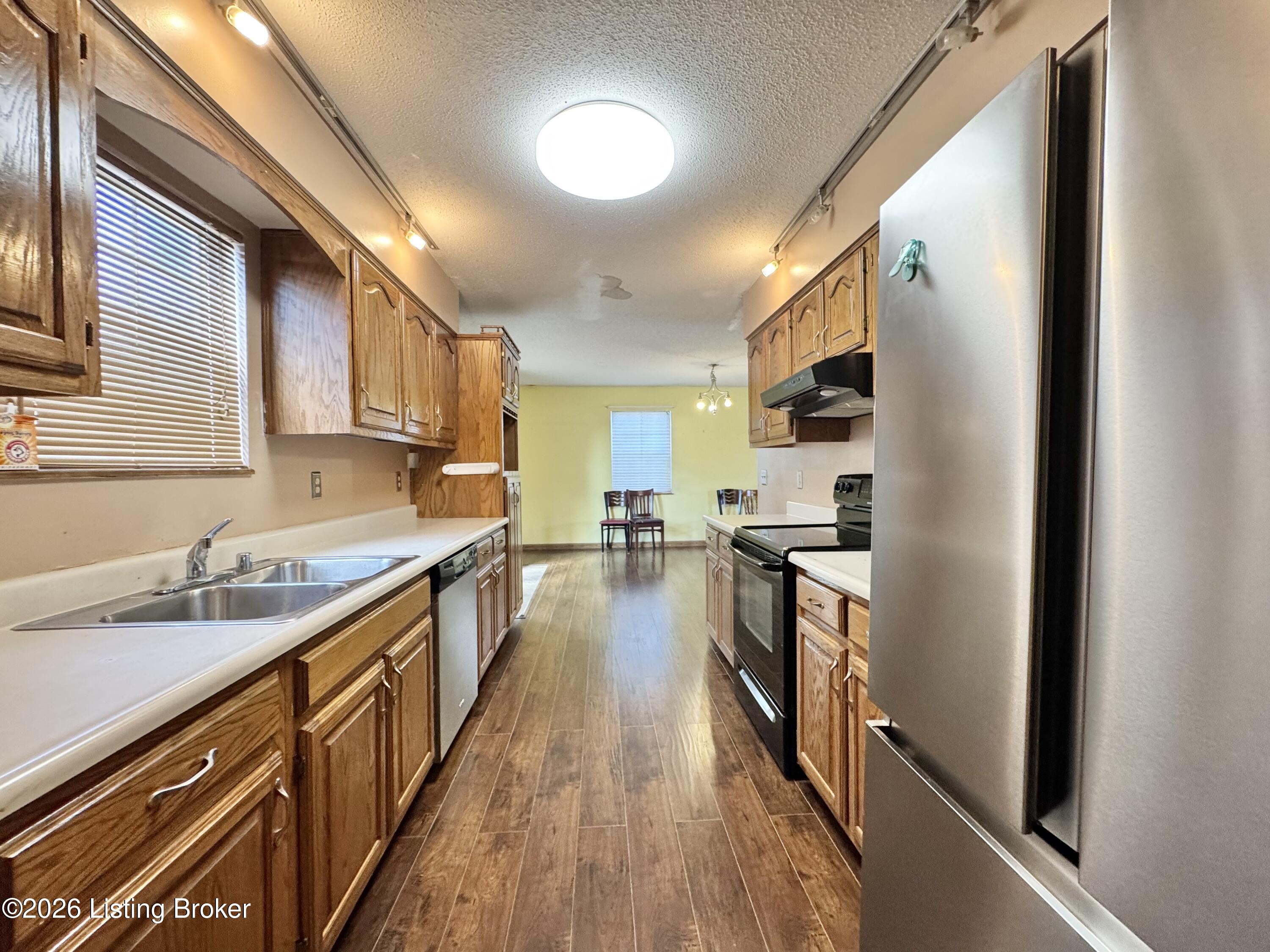 406 College View Dr Property Photo 11
