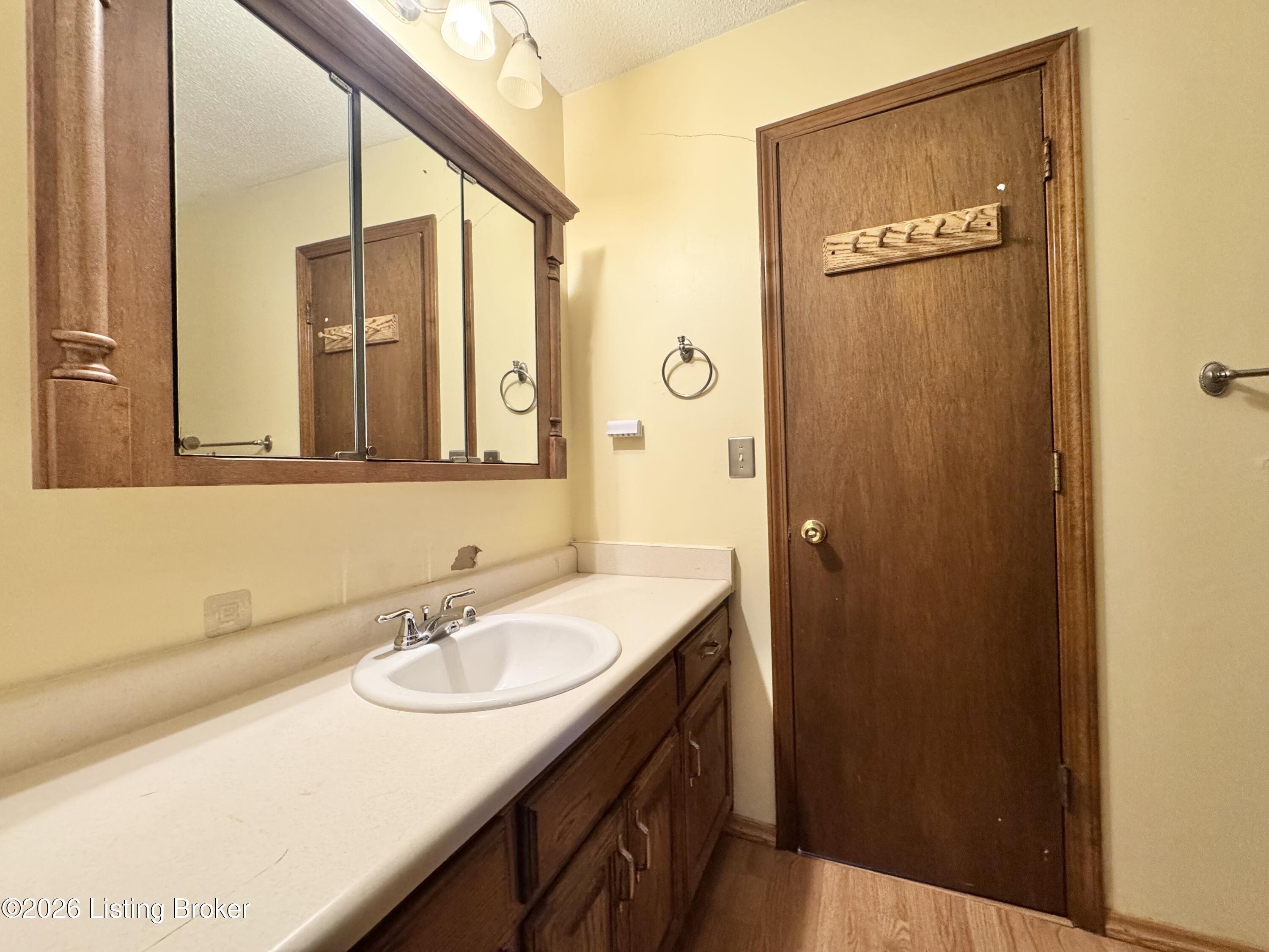 406 College View Dr Property Photo 14