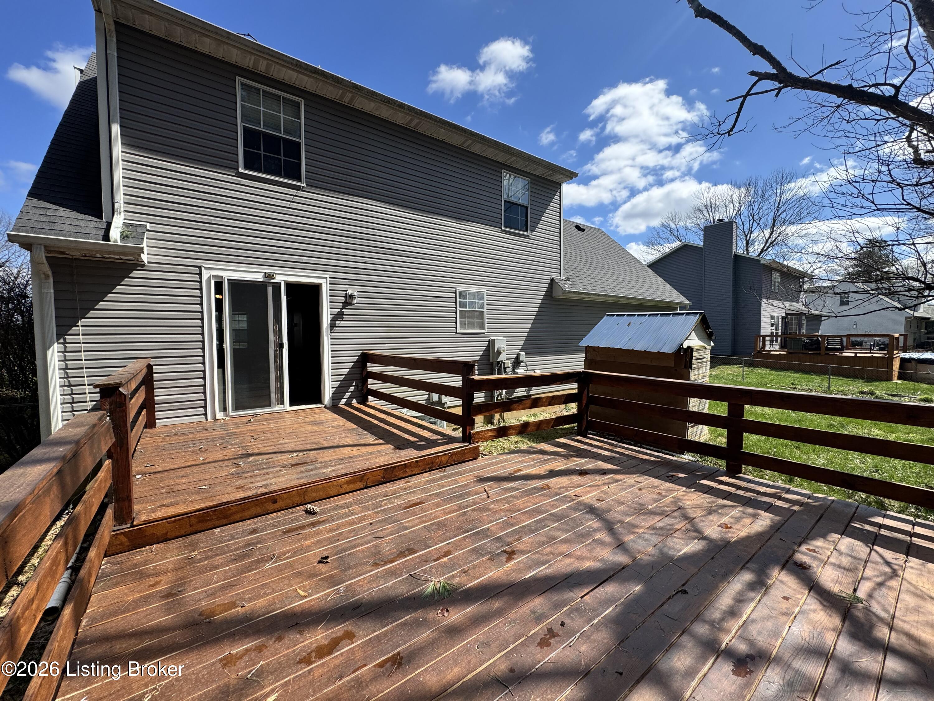 406 College View Dr Property Photo 28