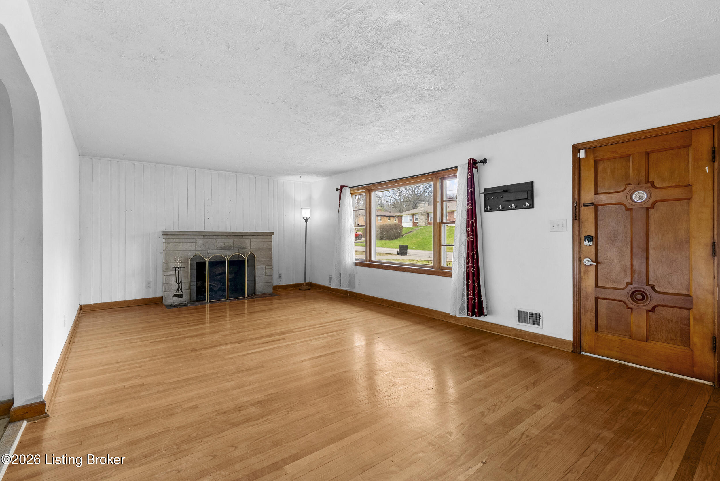 6808 Mariposa Dr Property Photo 2