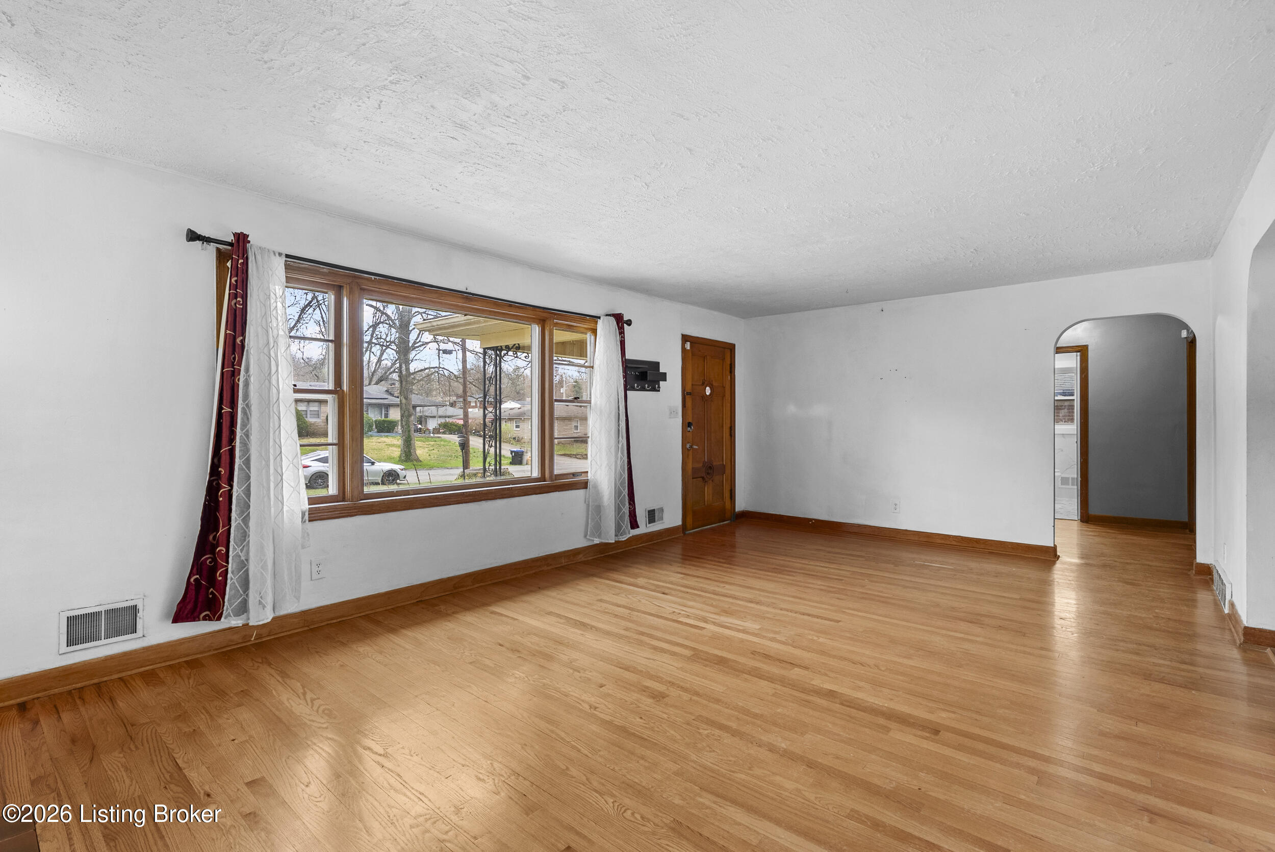 6808 Mariposa Dr Property Photo 3