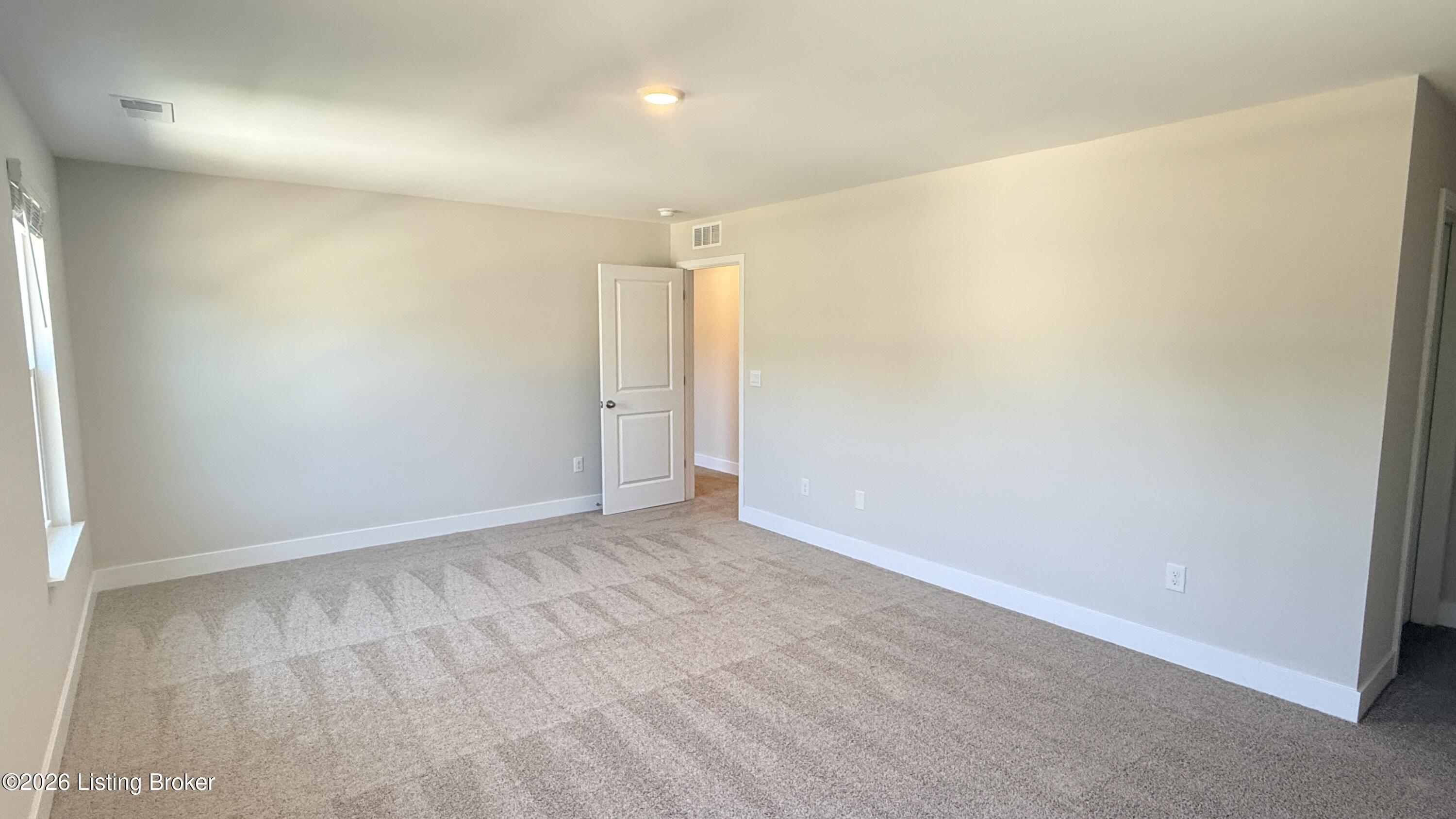 136 Pheasant Glen Dr Property Photo 11