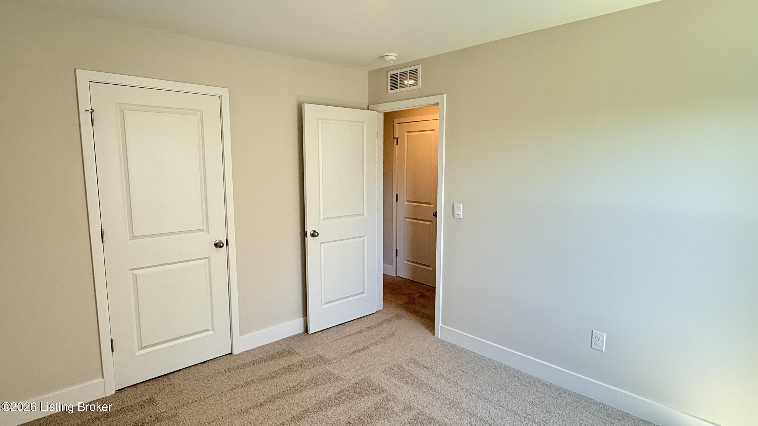 136 Pheasant Glen Dr Property Photo 19