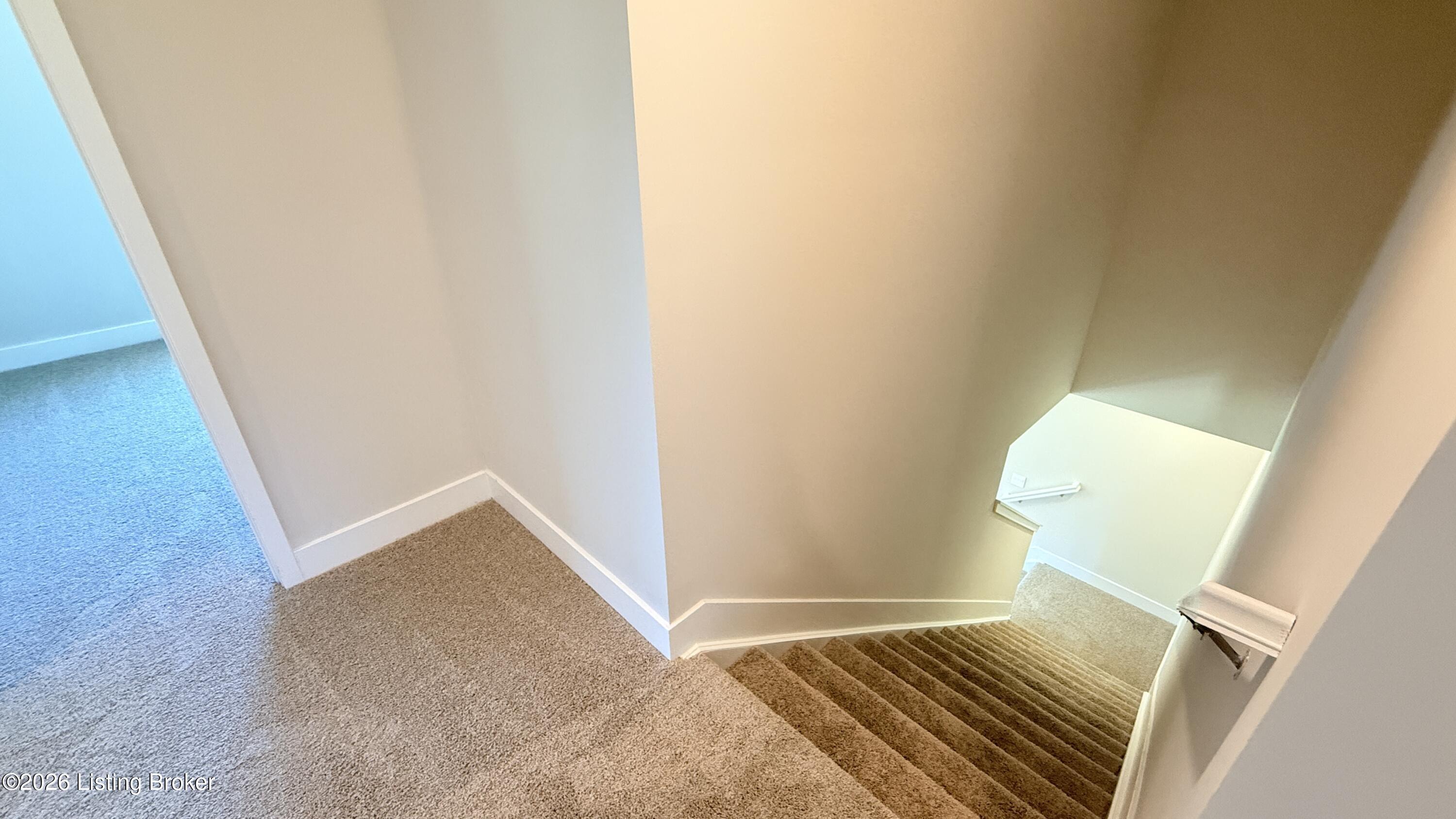 136 Pheasant Glen Dr Property Photo 21