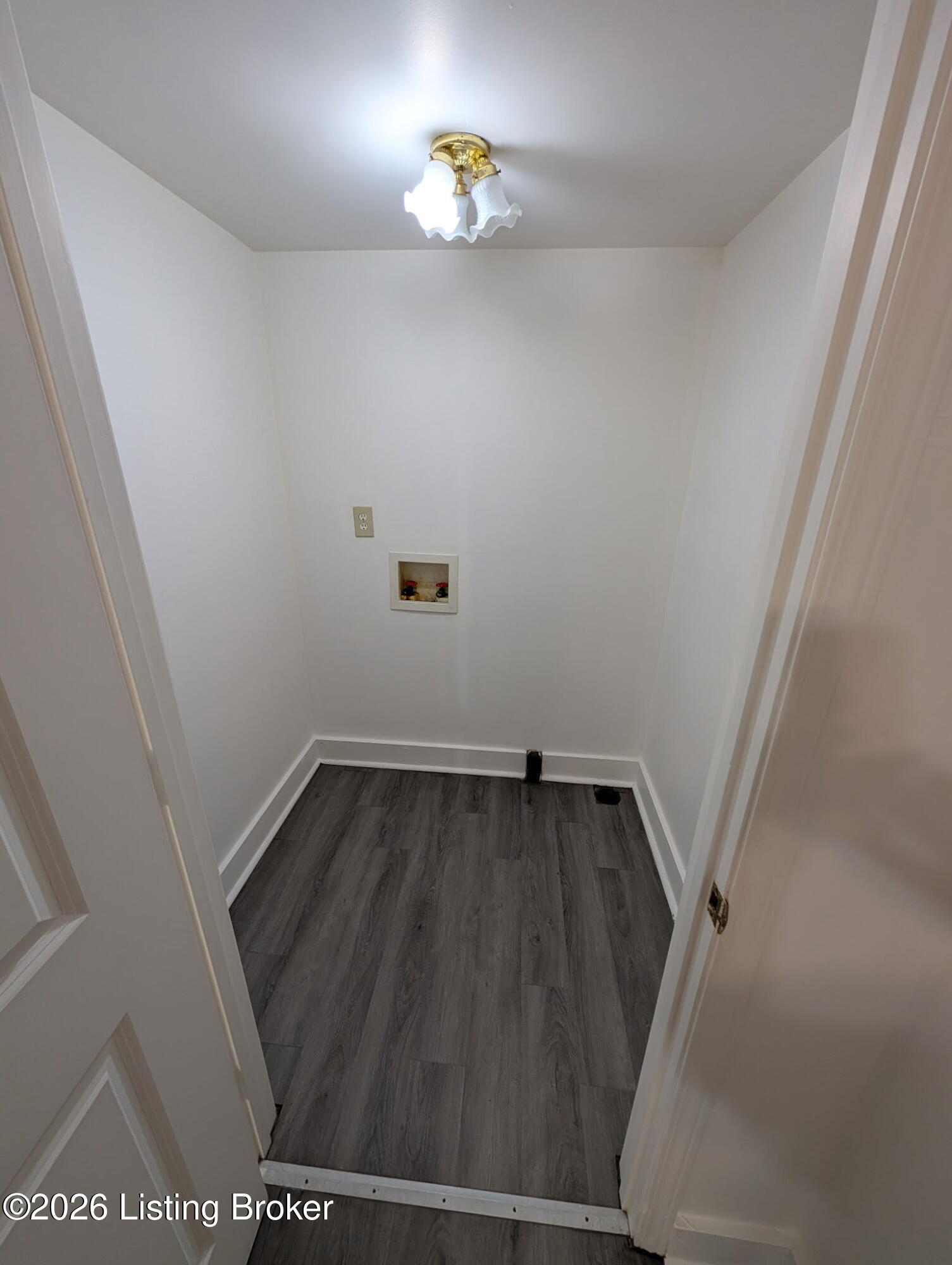 805 S 42nd St Property Photo 10