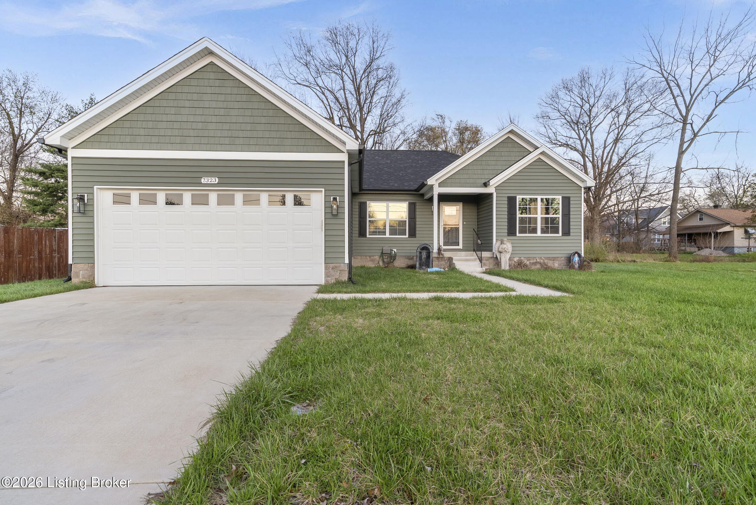 7323 Browns Ln Property Photo 2