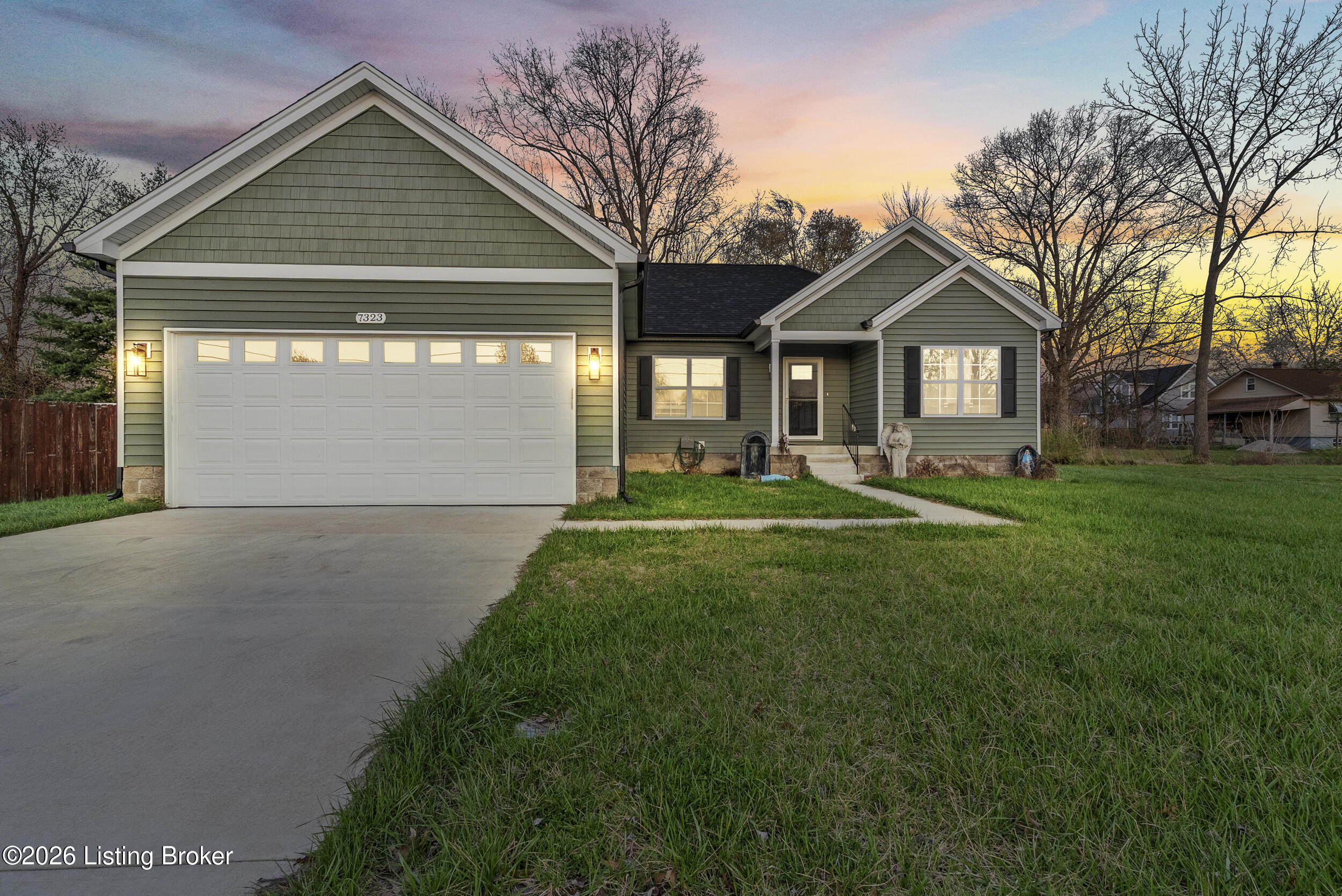 7323 Browns Ln Property Photo 3