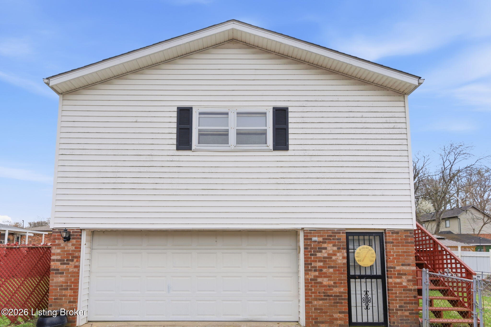 1518 Talmadge Way Property Photo 4