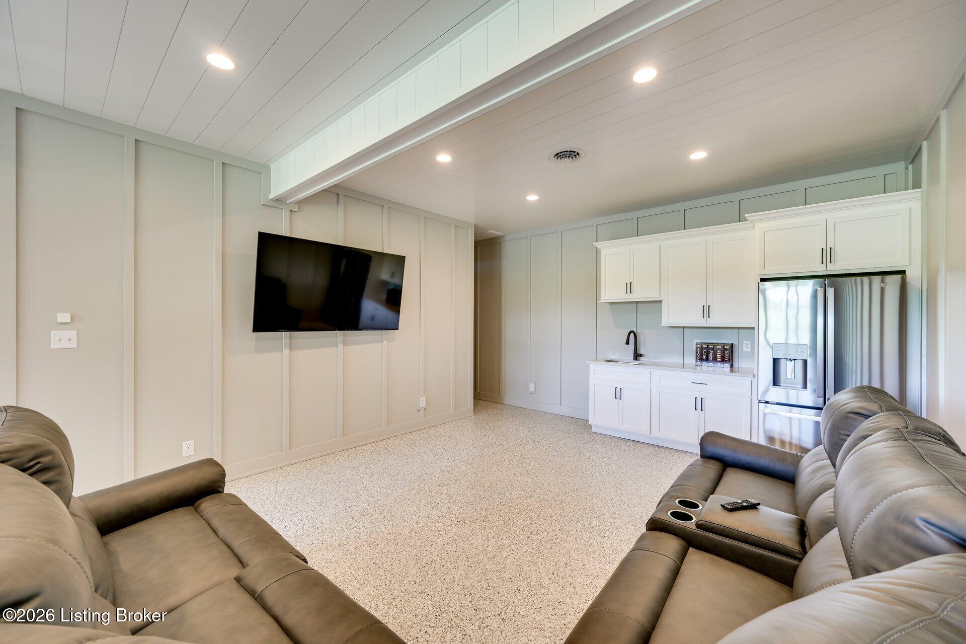11 Vivienne Trace Property Photo 24