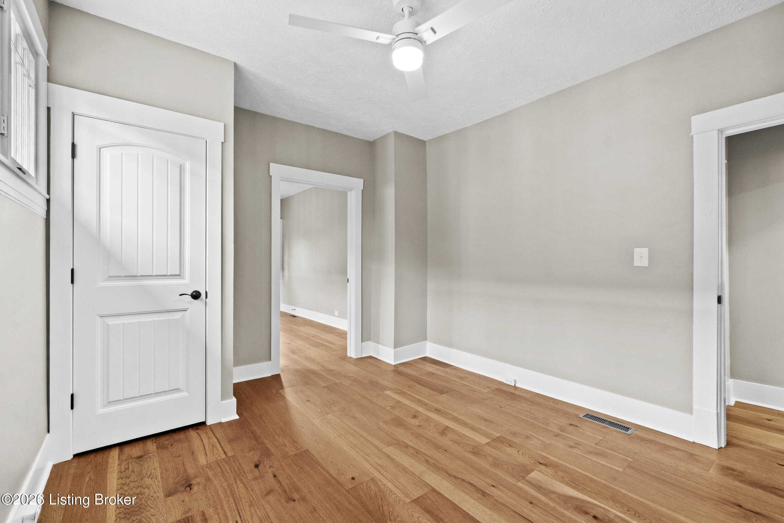 801 S 40th St Property Photo 15