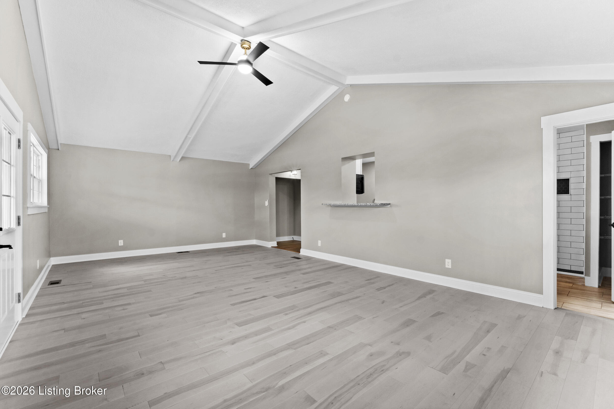801 S 40th St Property Photo 20