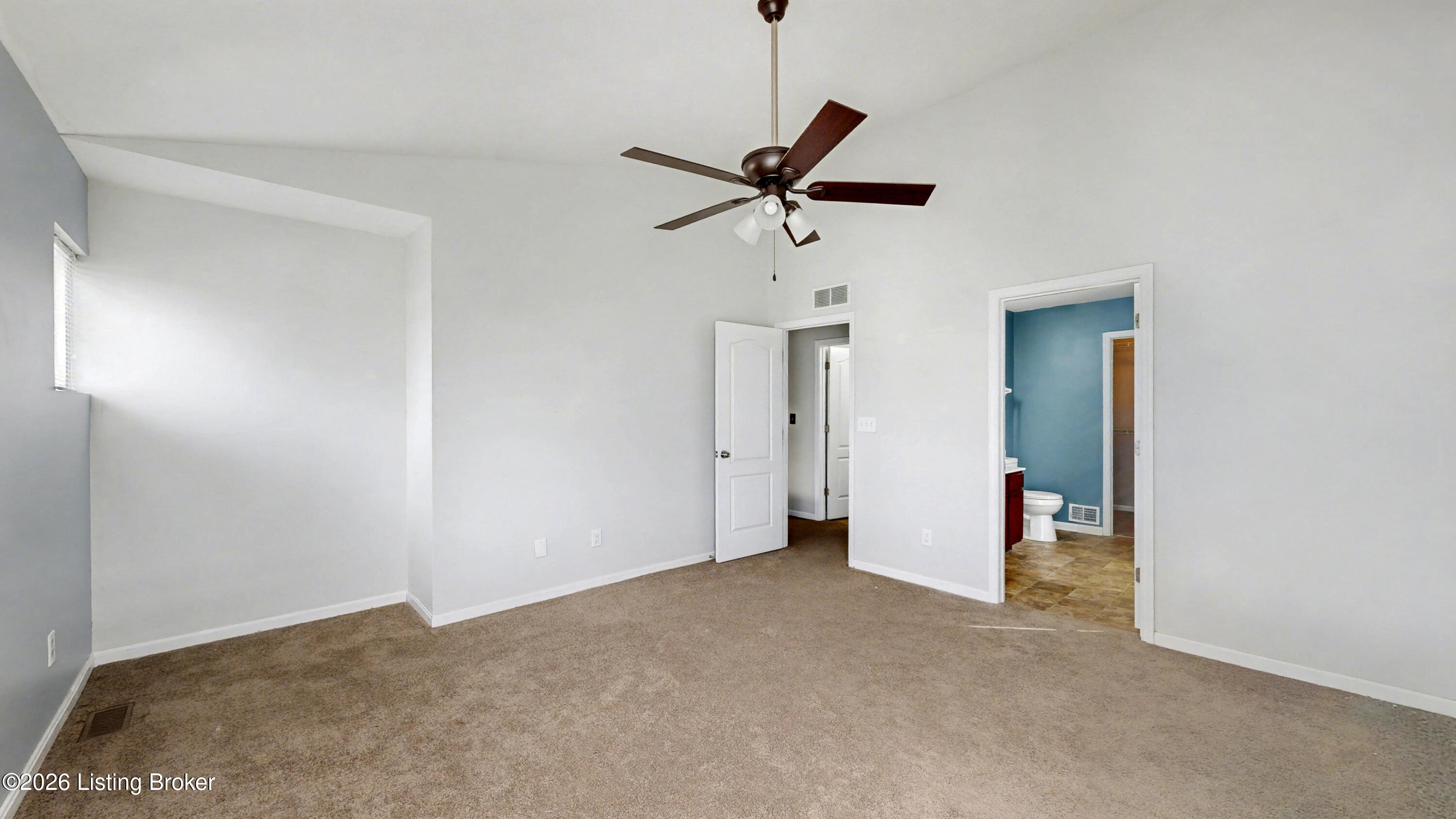 6057 Edgemont Way Property Photo 20