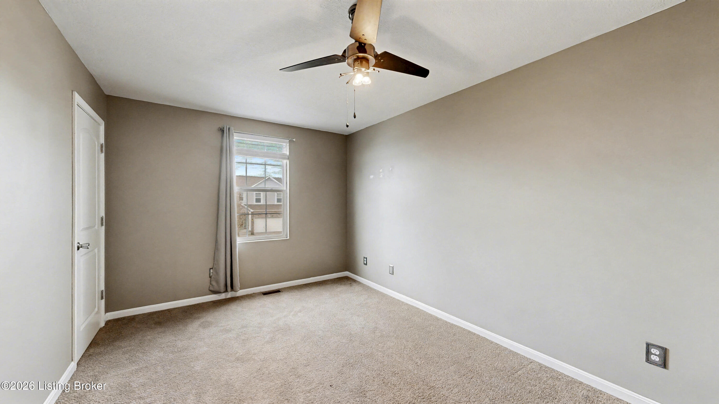 6057 Edgemont Way Property Photo 29
