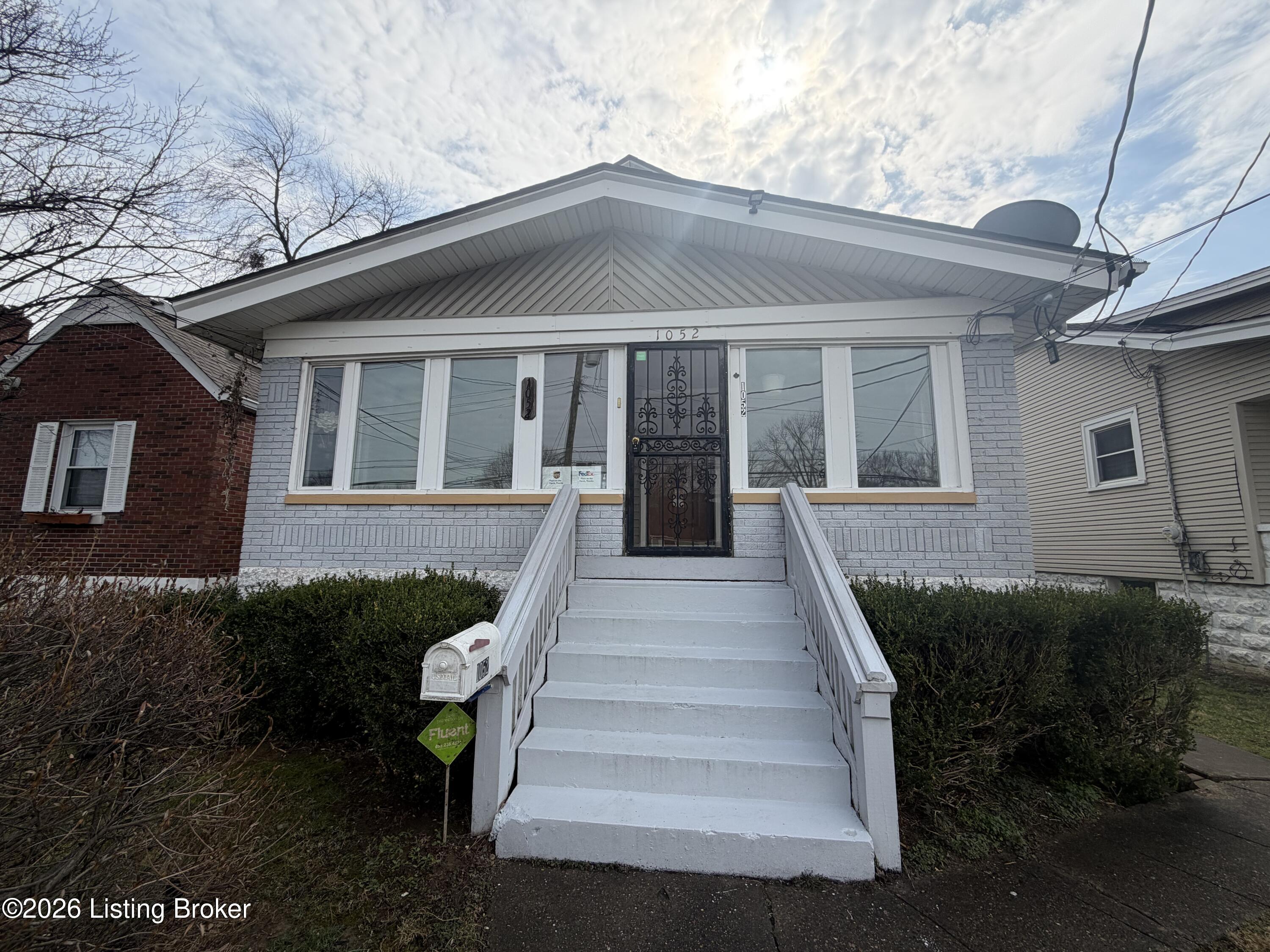1052 Bluegrass Ave Property Photo 1