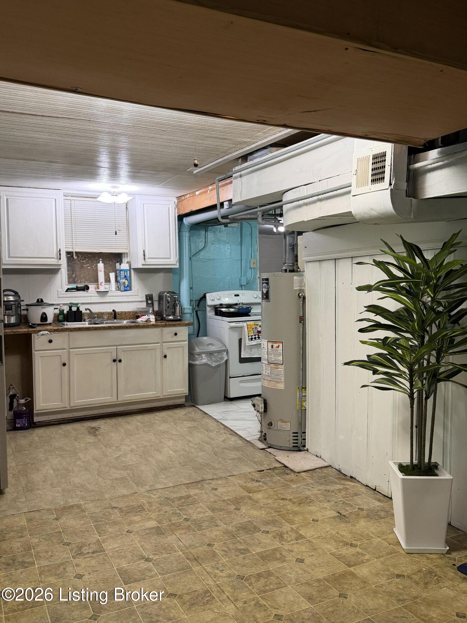 1052 Bluegrass Ave Property Photo 27