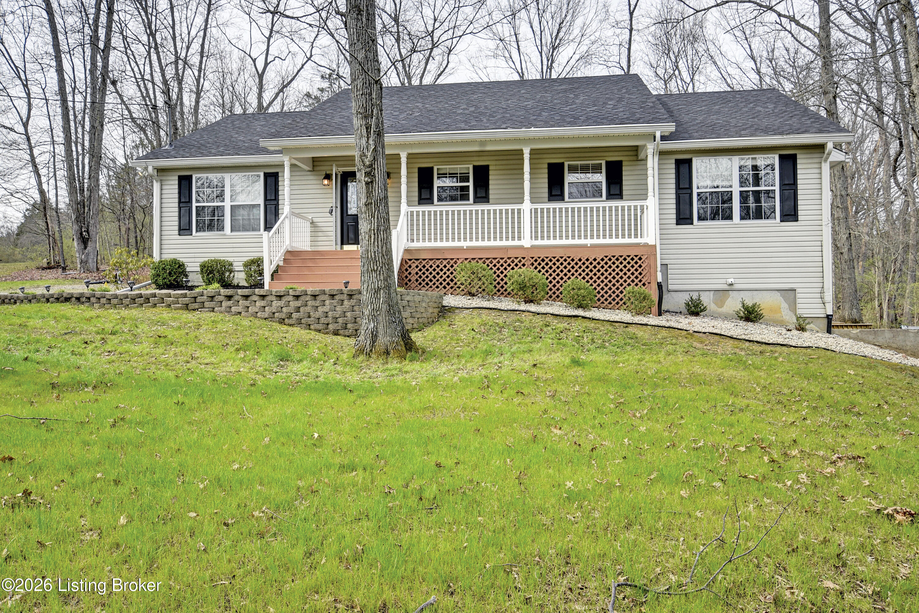 1911 Fox Trail Dr Property Photo 1