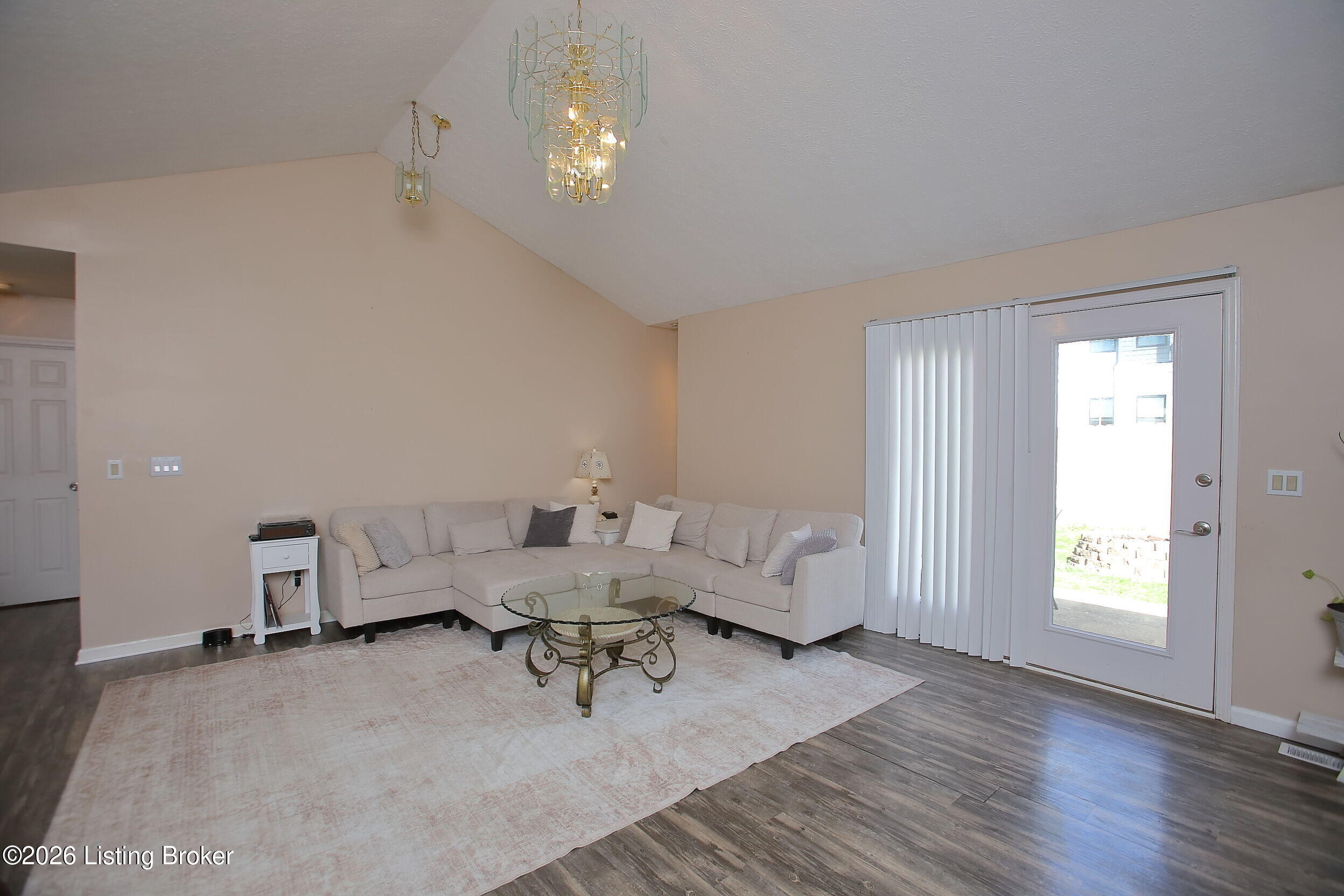 6227 Elanor Ct Property Photo 7