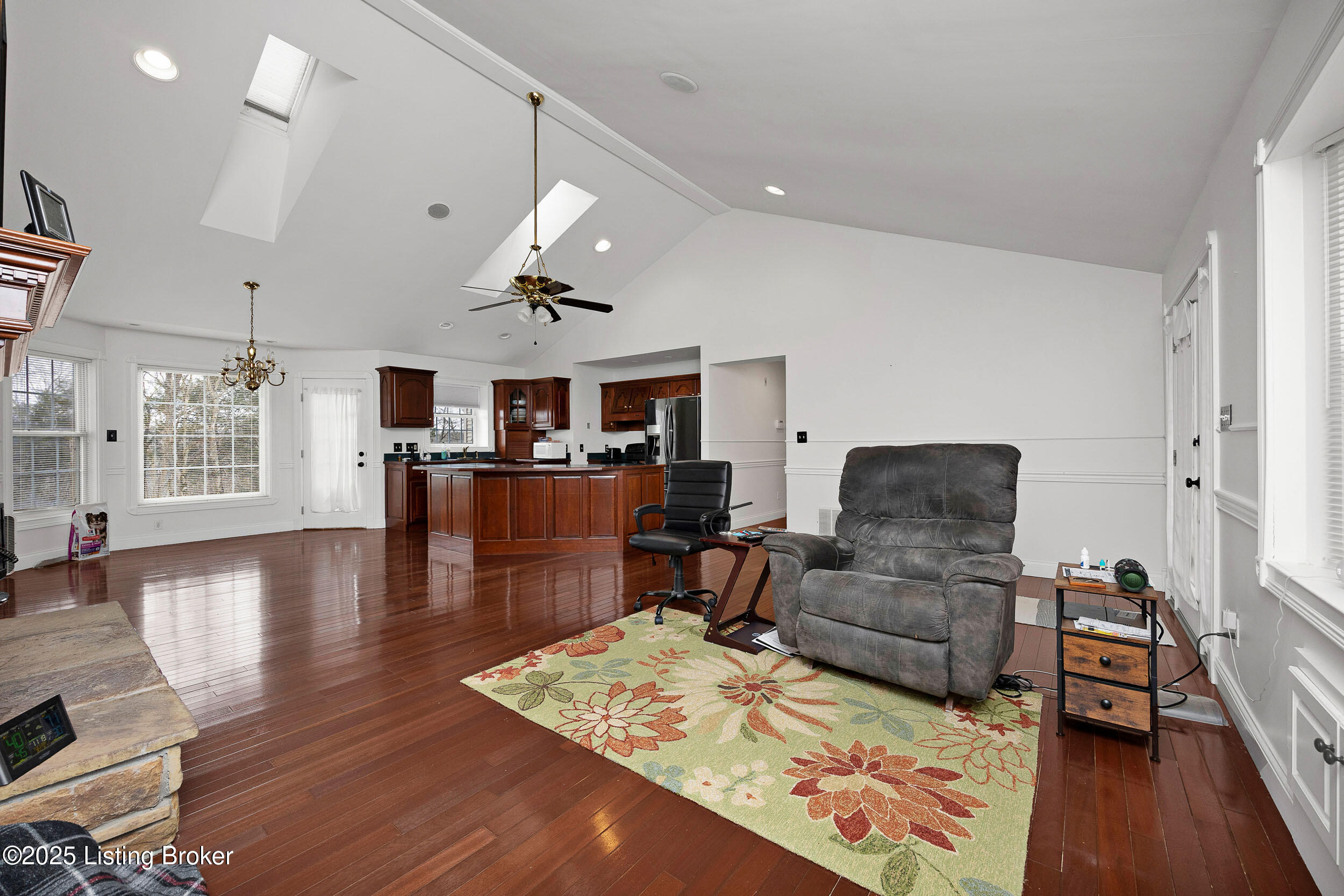 90 Hazy Downs Rd Property Photo 12