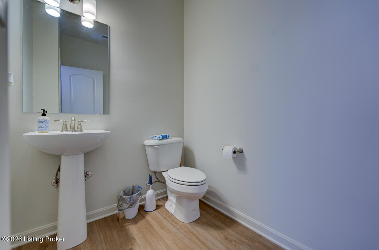 19126 Catalpa Fields Pl Property Photo 16