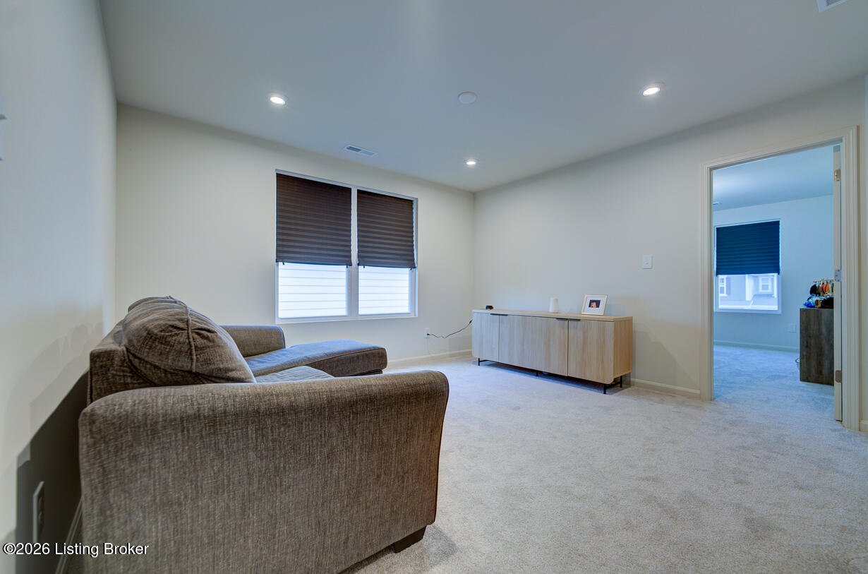 19126 Catalpa Fields Pl Property Photo 23