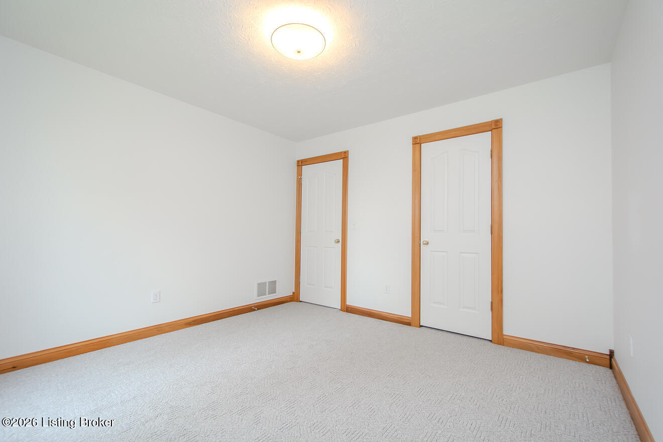 1001 Navajo Dr Property Photo 32