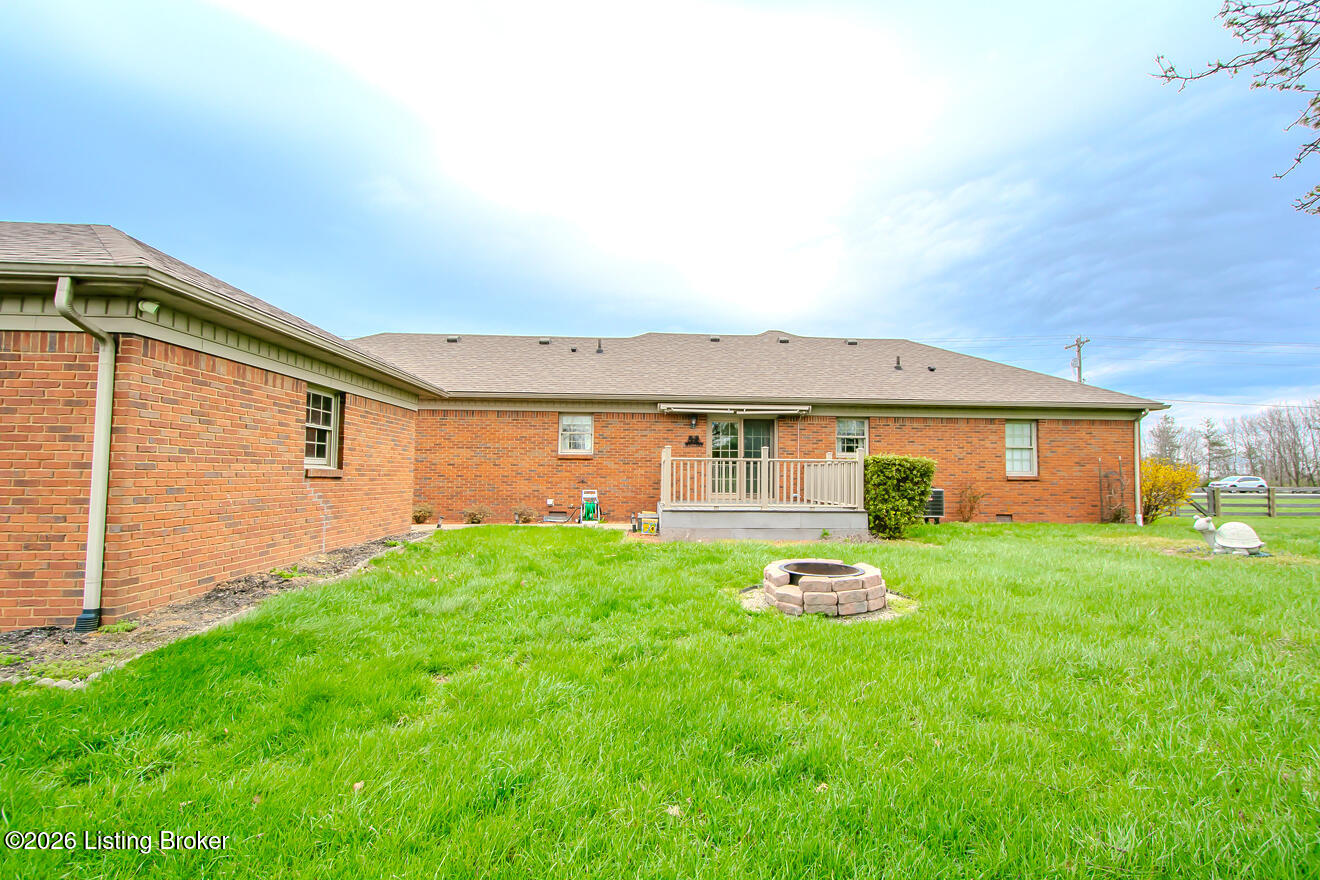 1001 Navajo Dr Property Photo 42