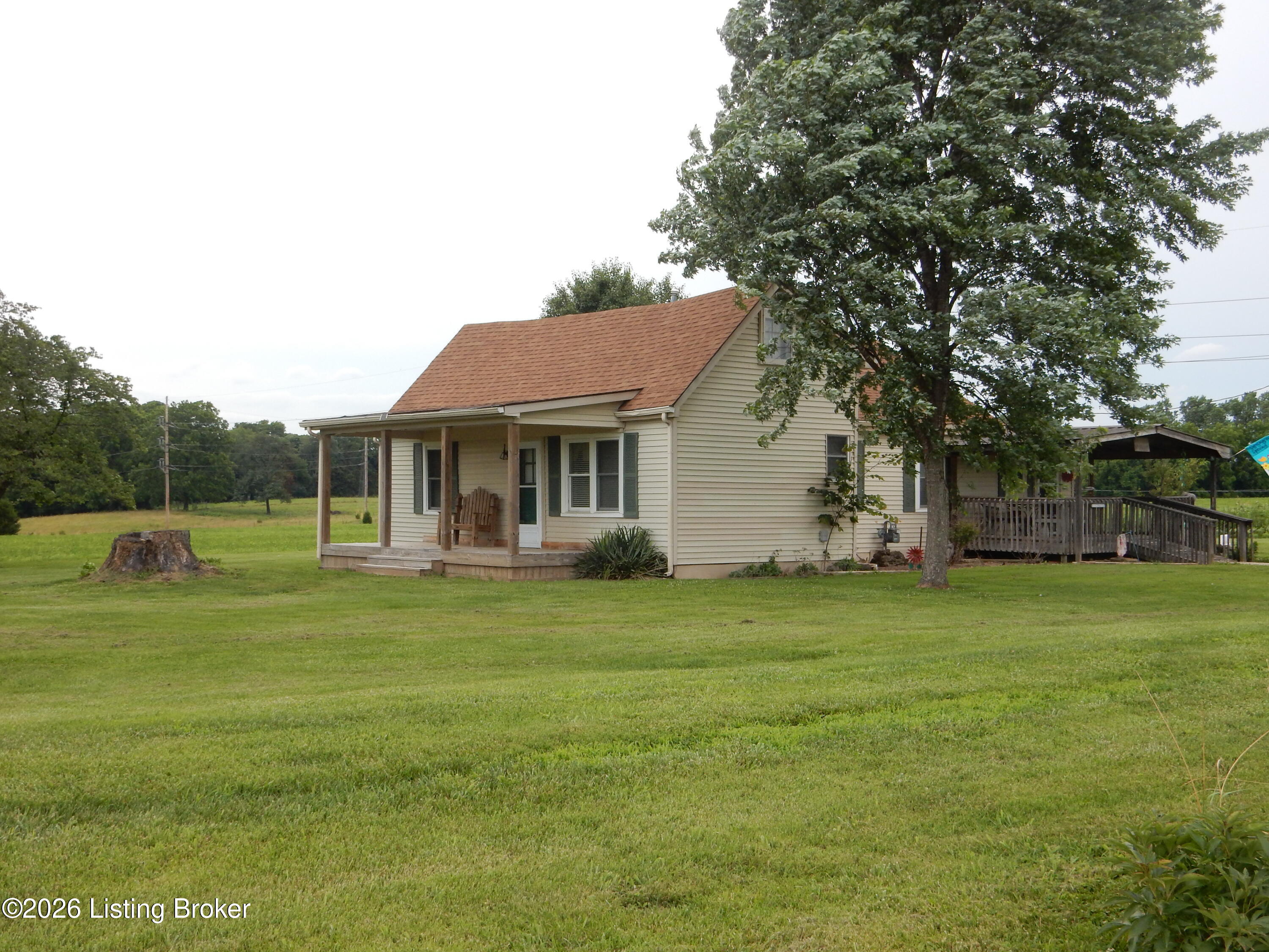 1470 Clermont Rd Property Photo 2