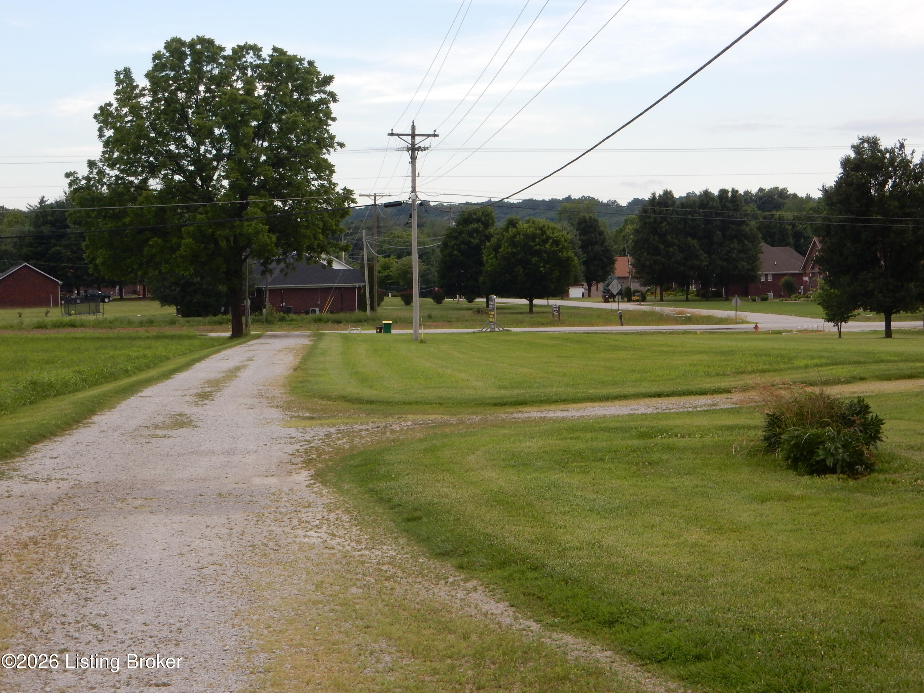 1470 Clermont Rd Property Photo 5