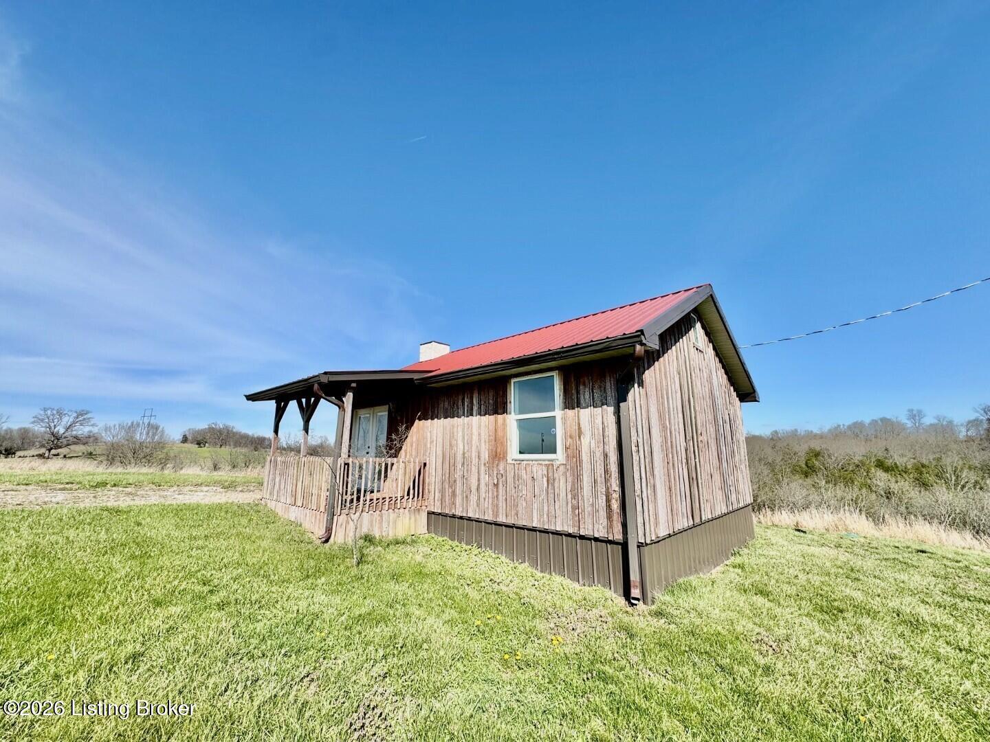386 Baker Rd Property Photo 2