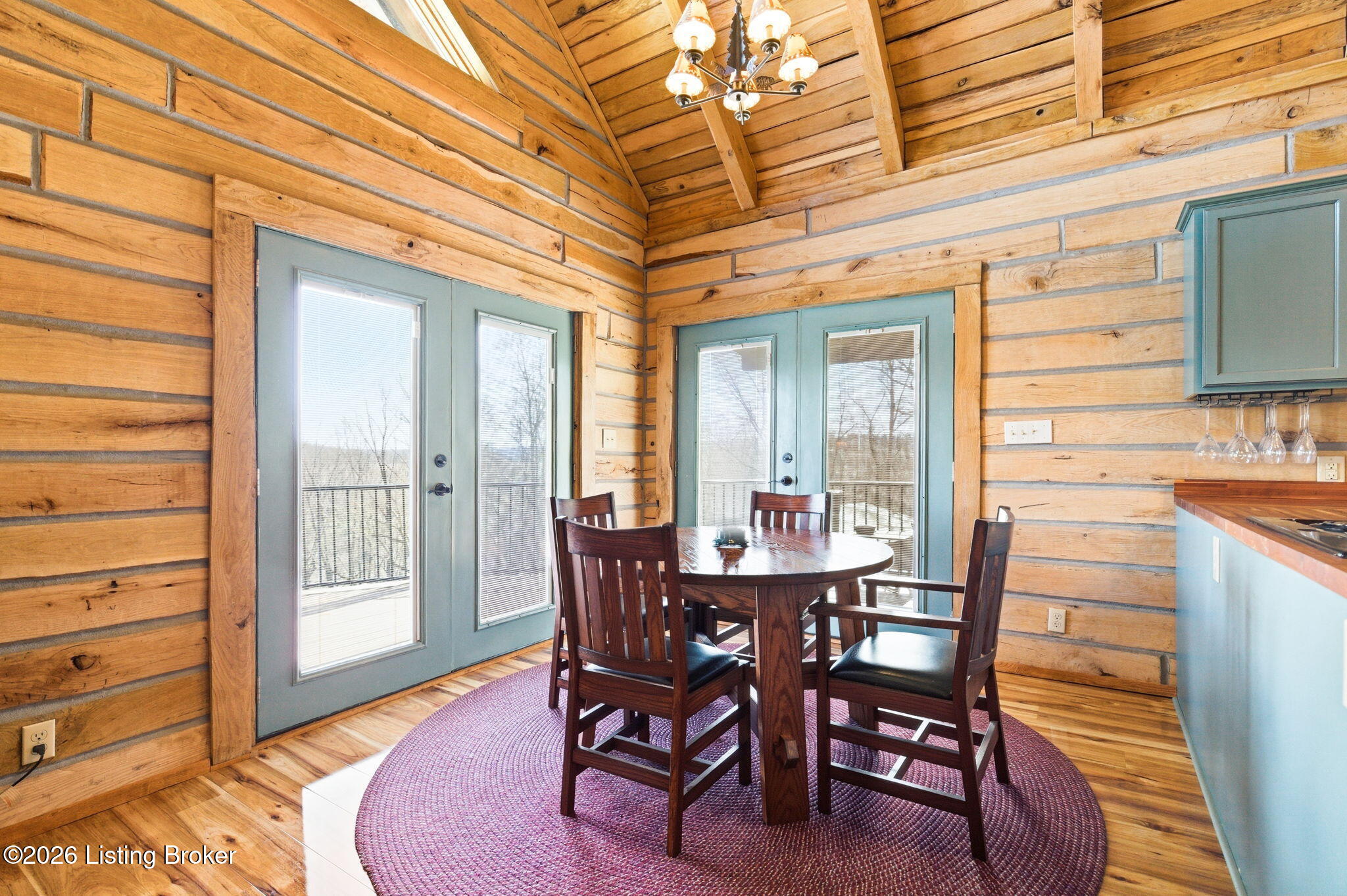 1304 Murray Rd Property Photo 9