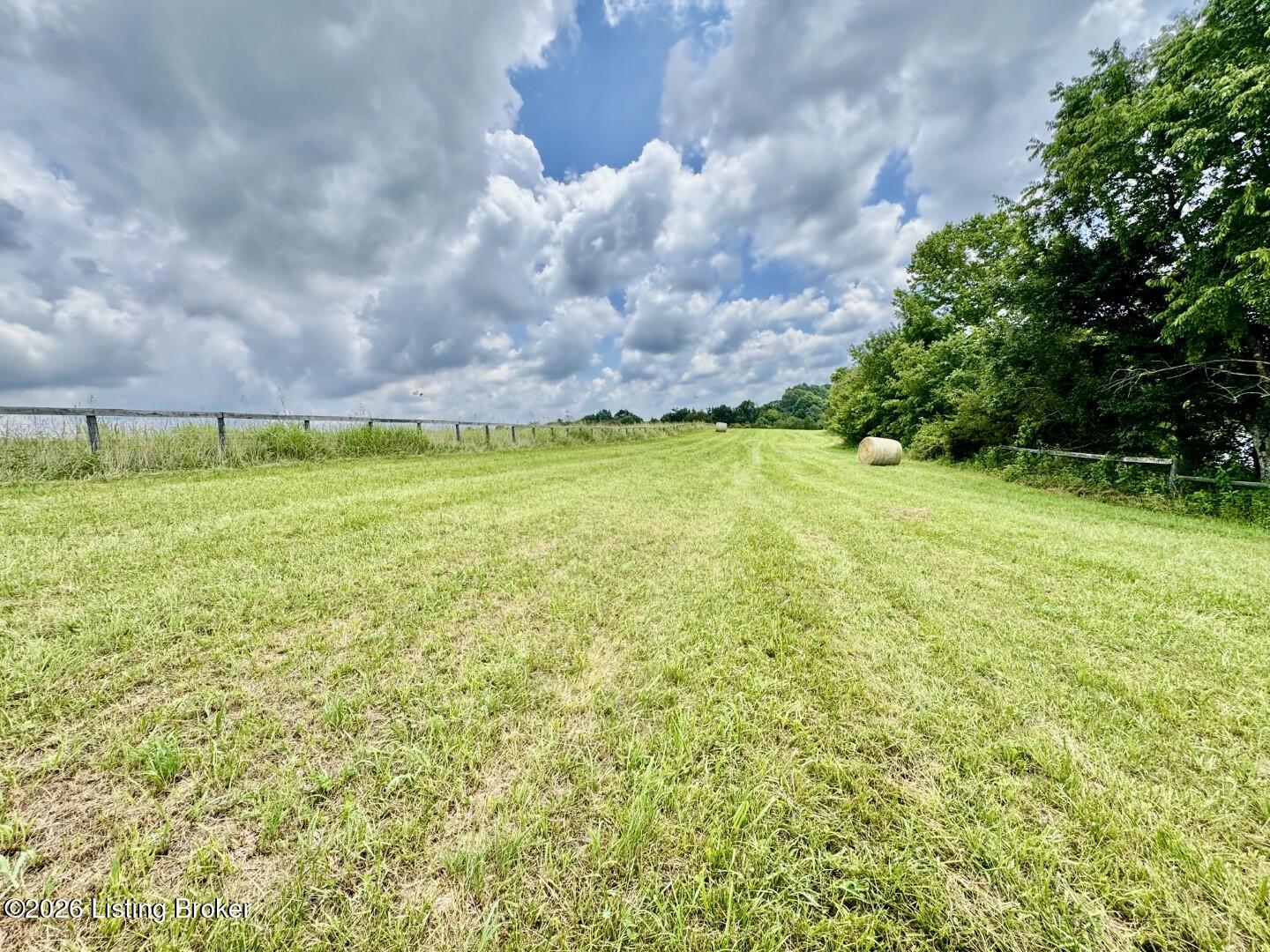 1656-4 Old Perryville Loop Property Photo 1