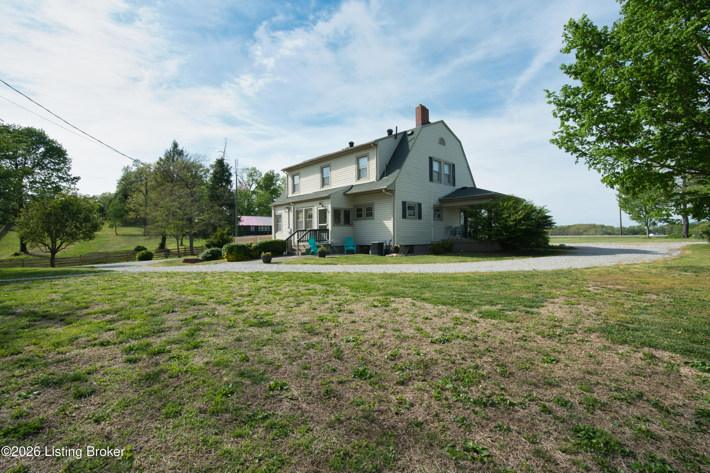 8675 Ky-52 Property Photo 6