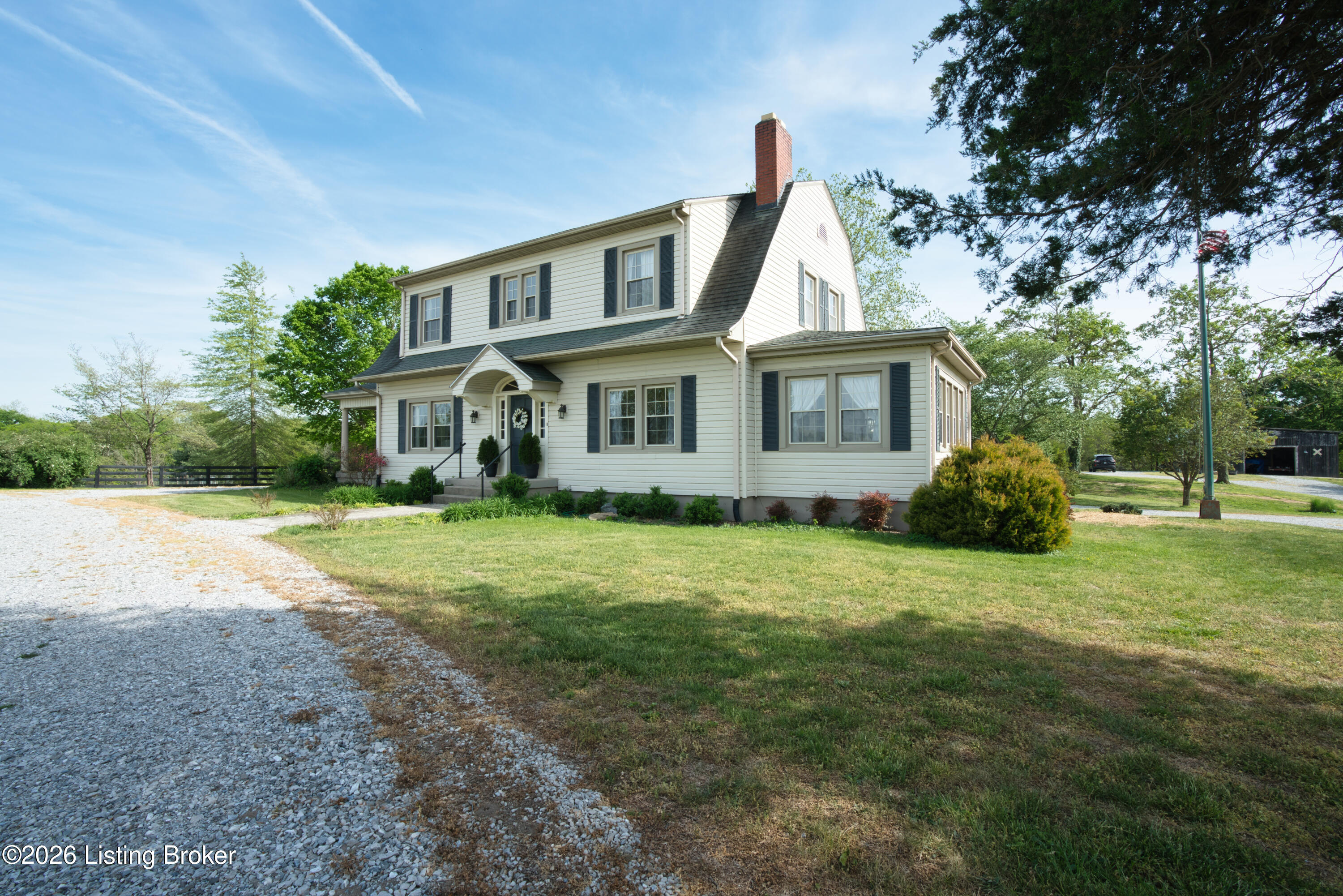 8675 Ky-52 Property Photo 11